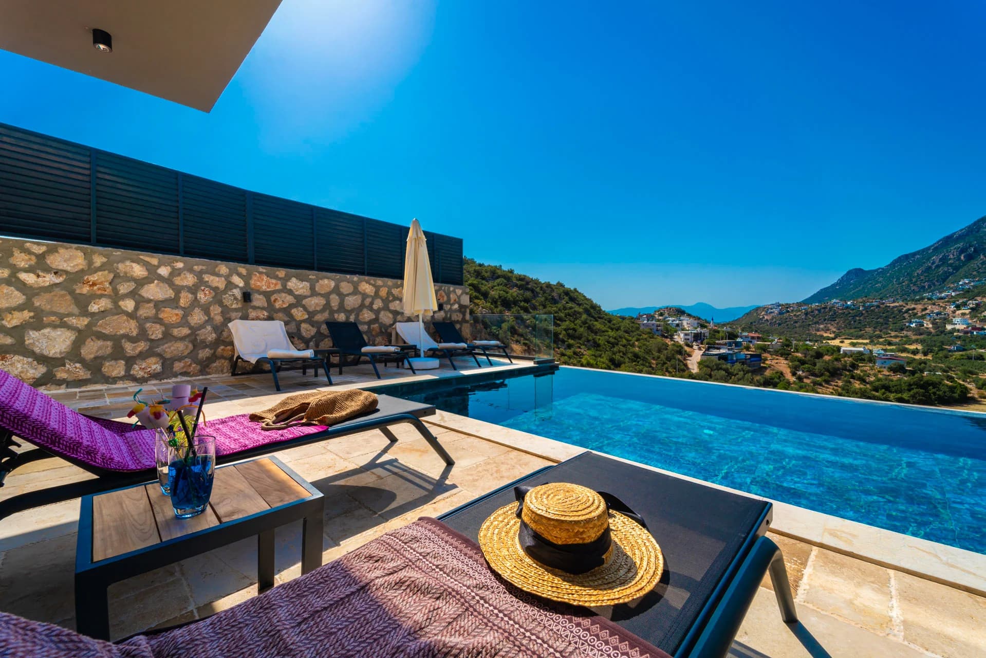 Изображение виллы 38