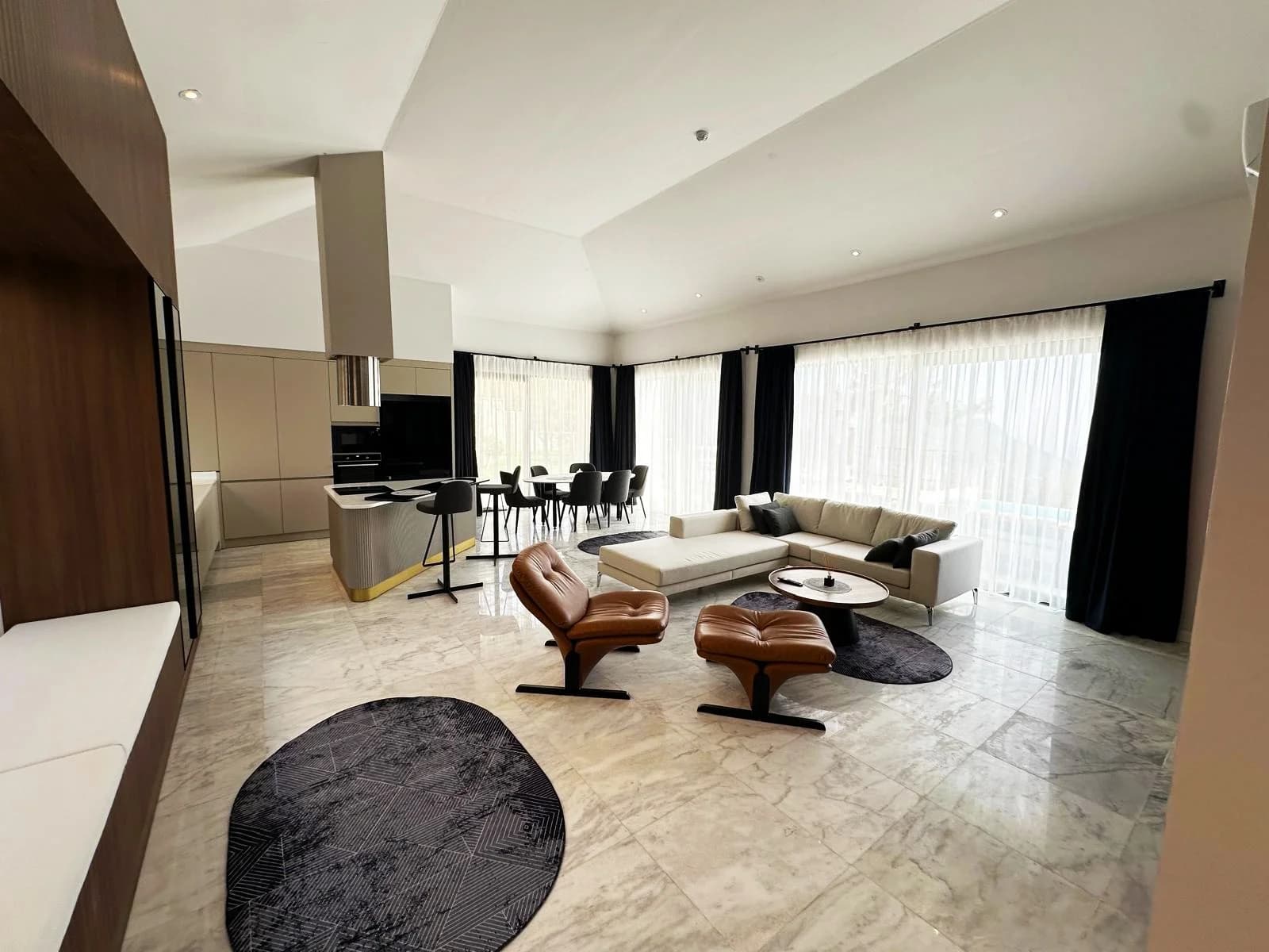 Изображение виллы 18