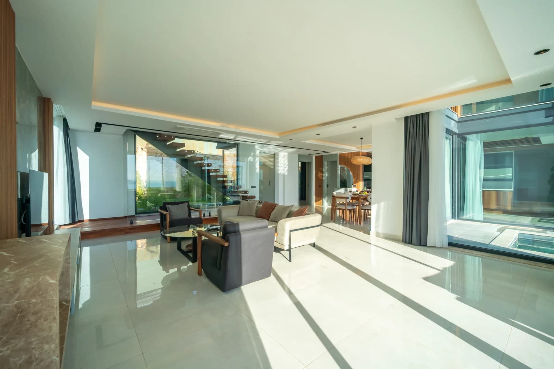 Изображение виллы 24