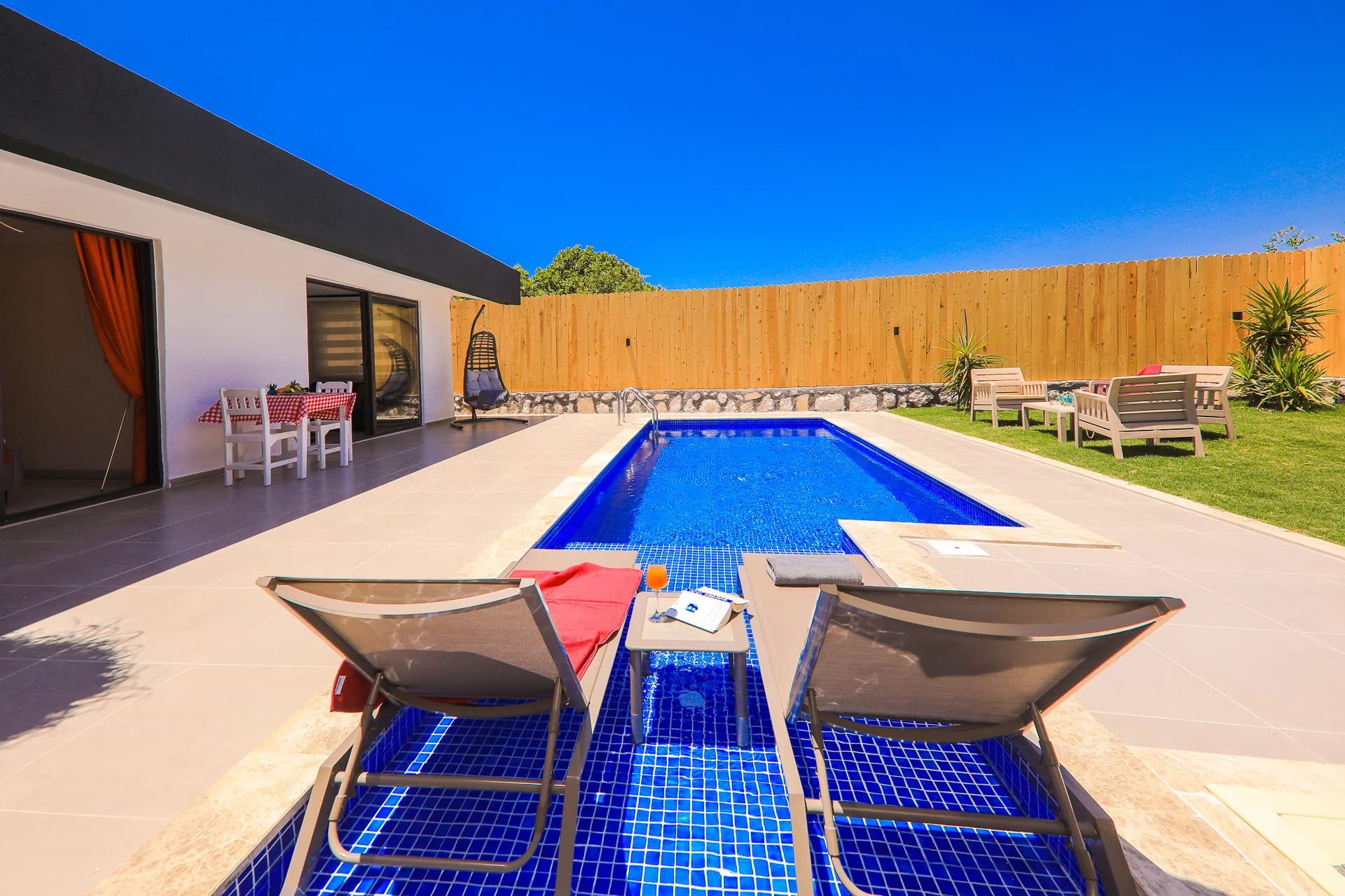 Изображение виллы 14