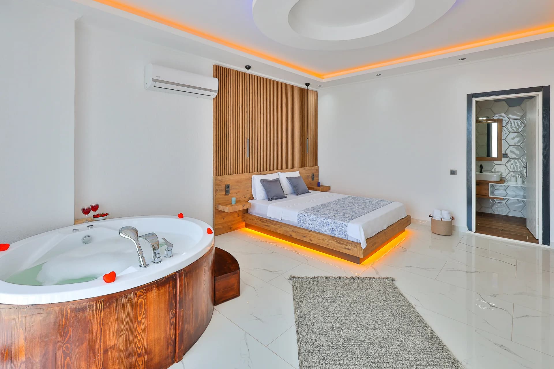 Изображение виллы 25