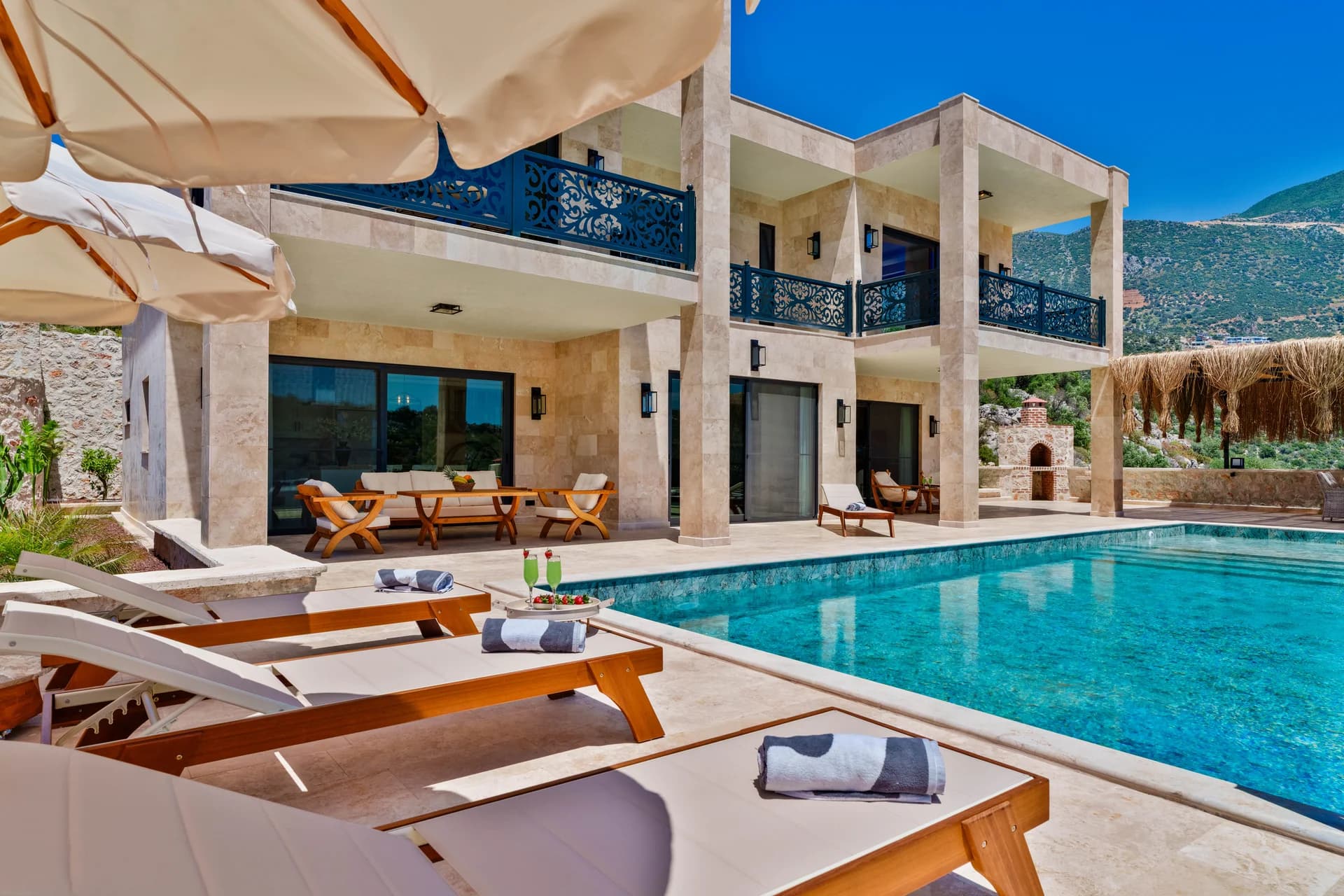 Изображение виллы 8