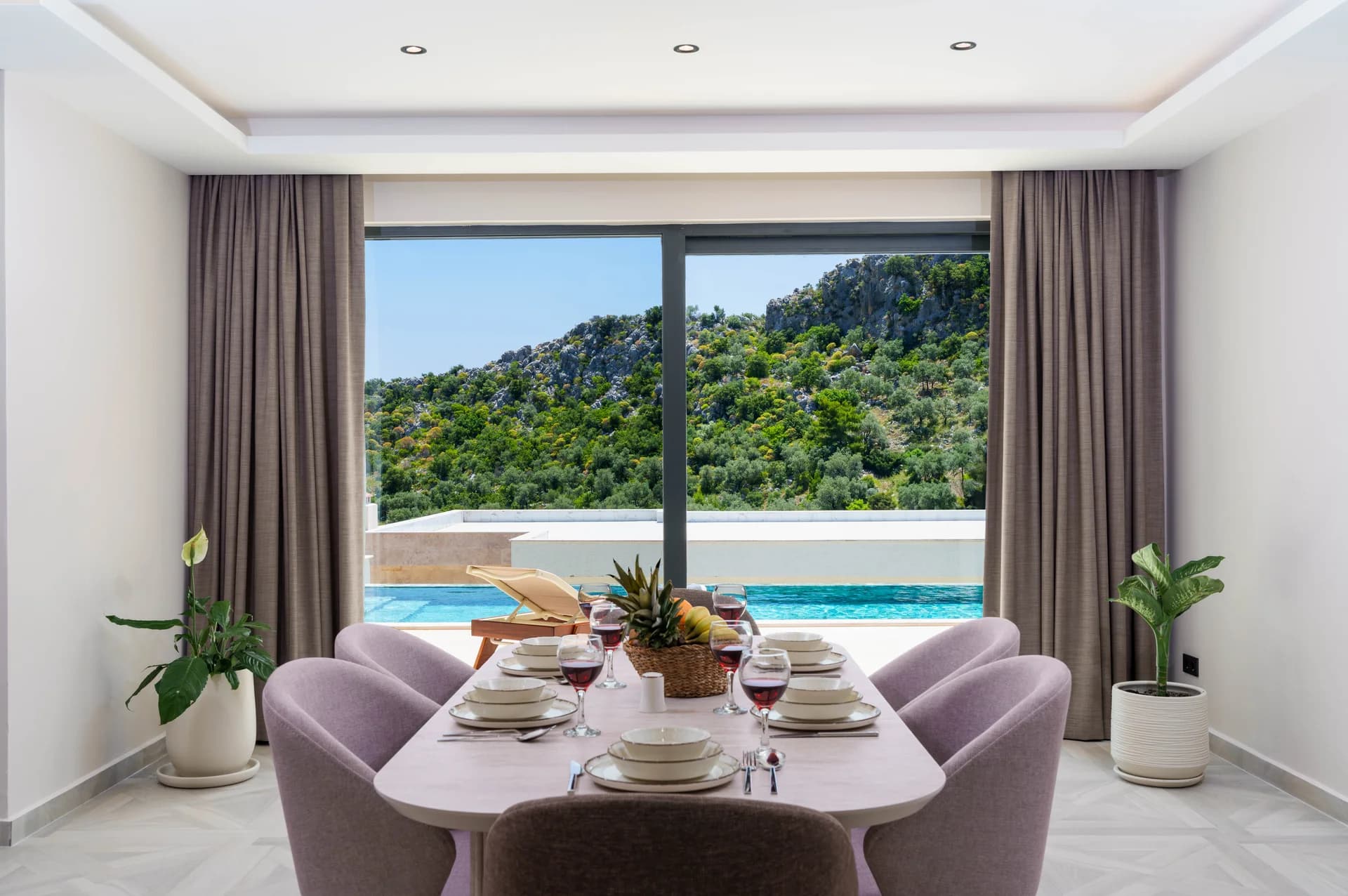 Изображение виллы 32