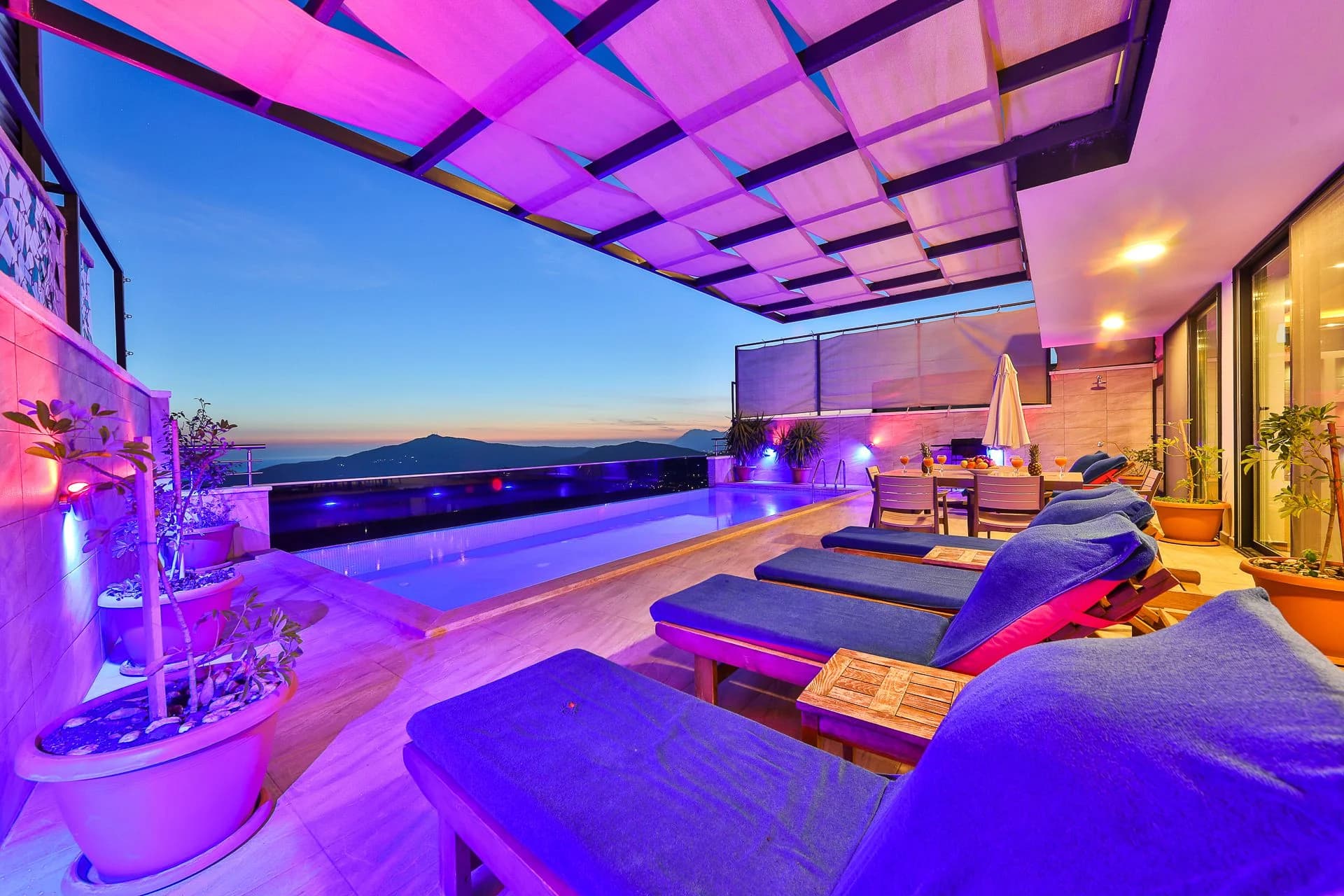 Изображение виллы 13