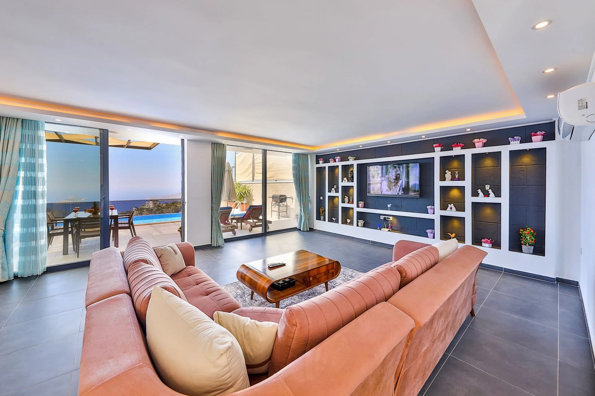 Изображение виллы 27