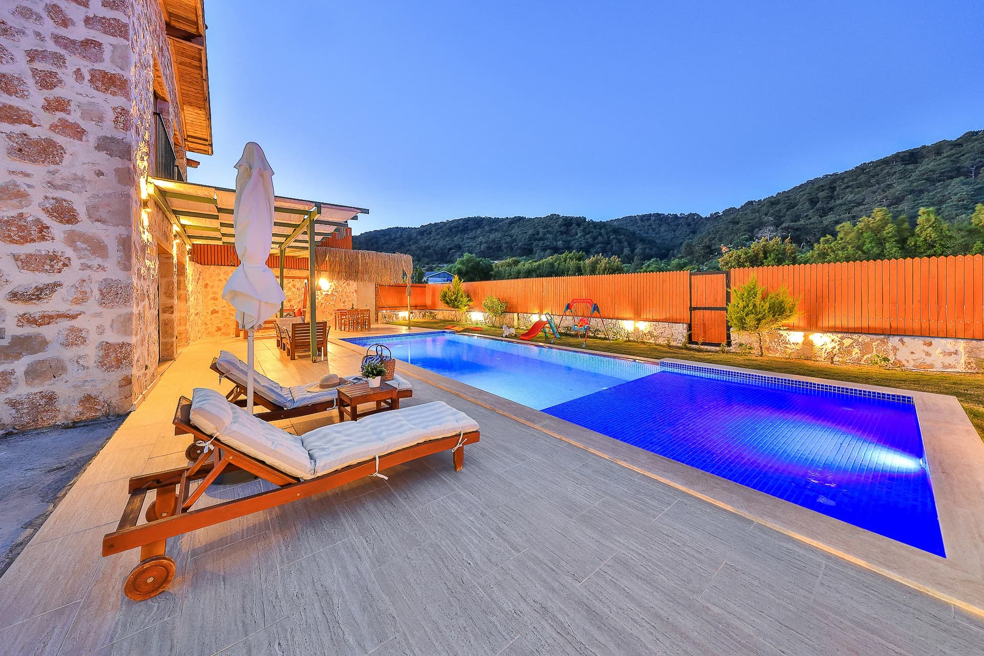 Изображение виллы 16