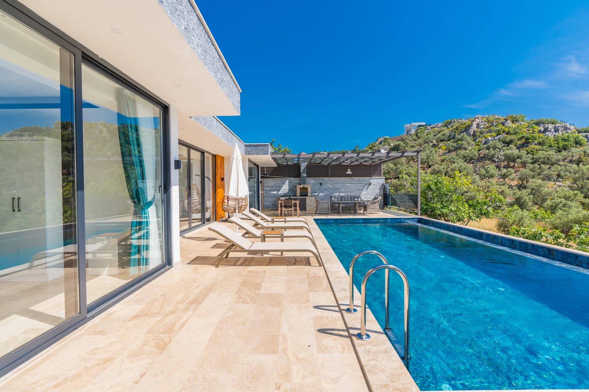 Изображение виллы 8