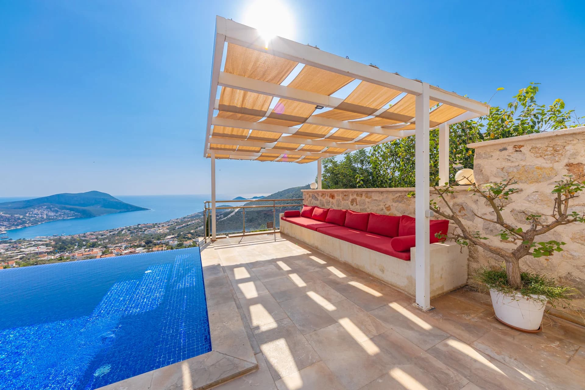 Изображение виллы 8