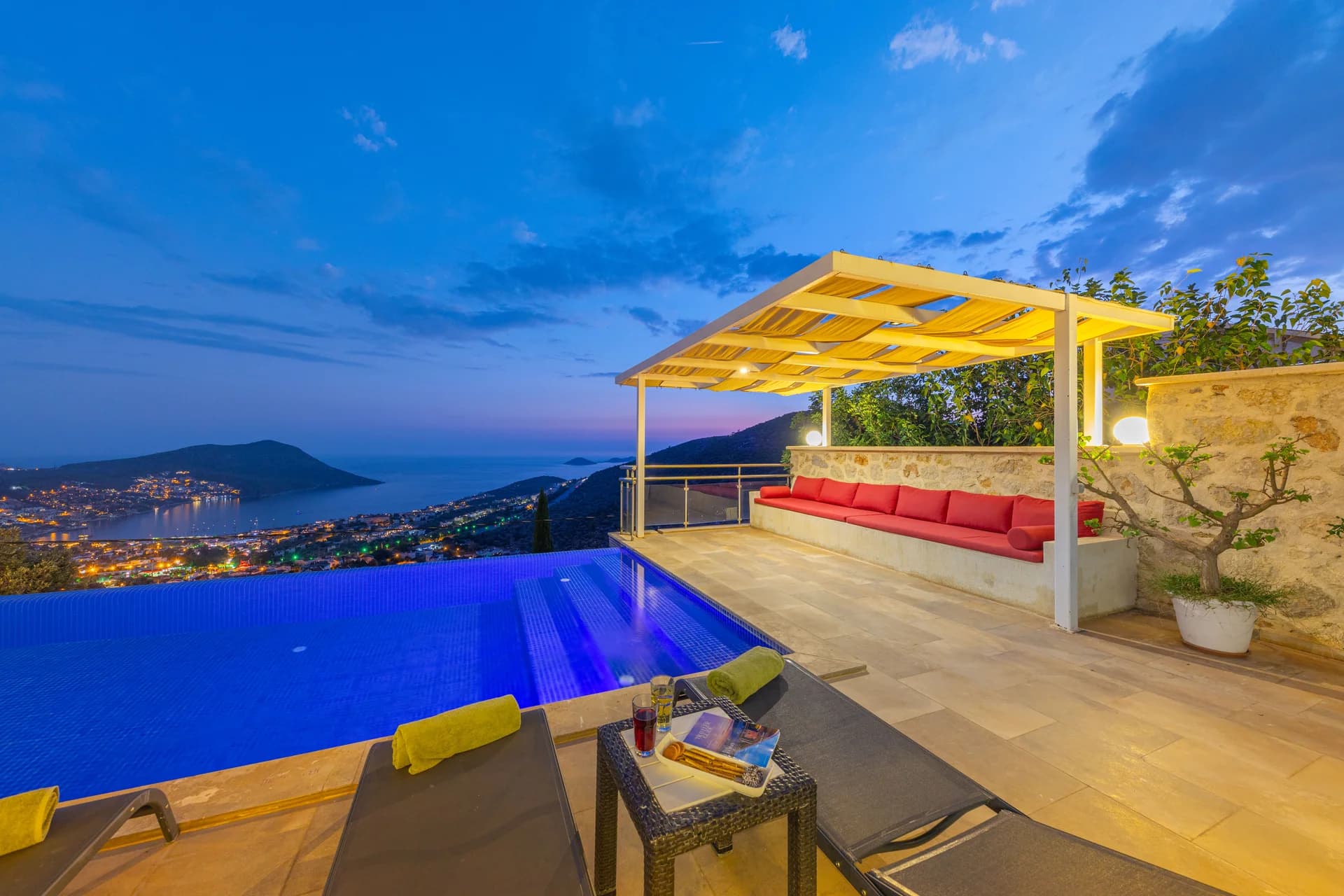 Изображение виллы 15