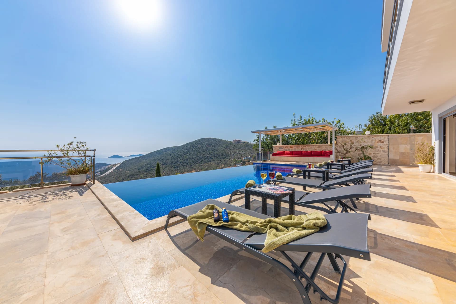 Изображение виллы 16