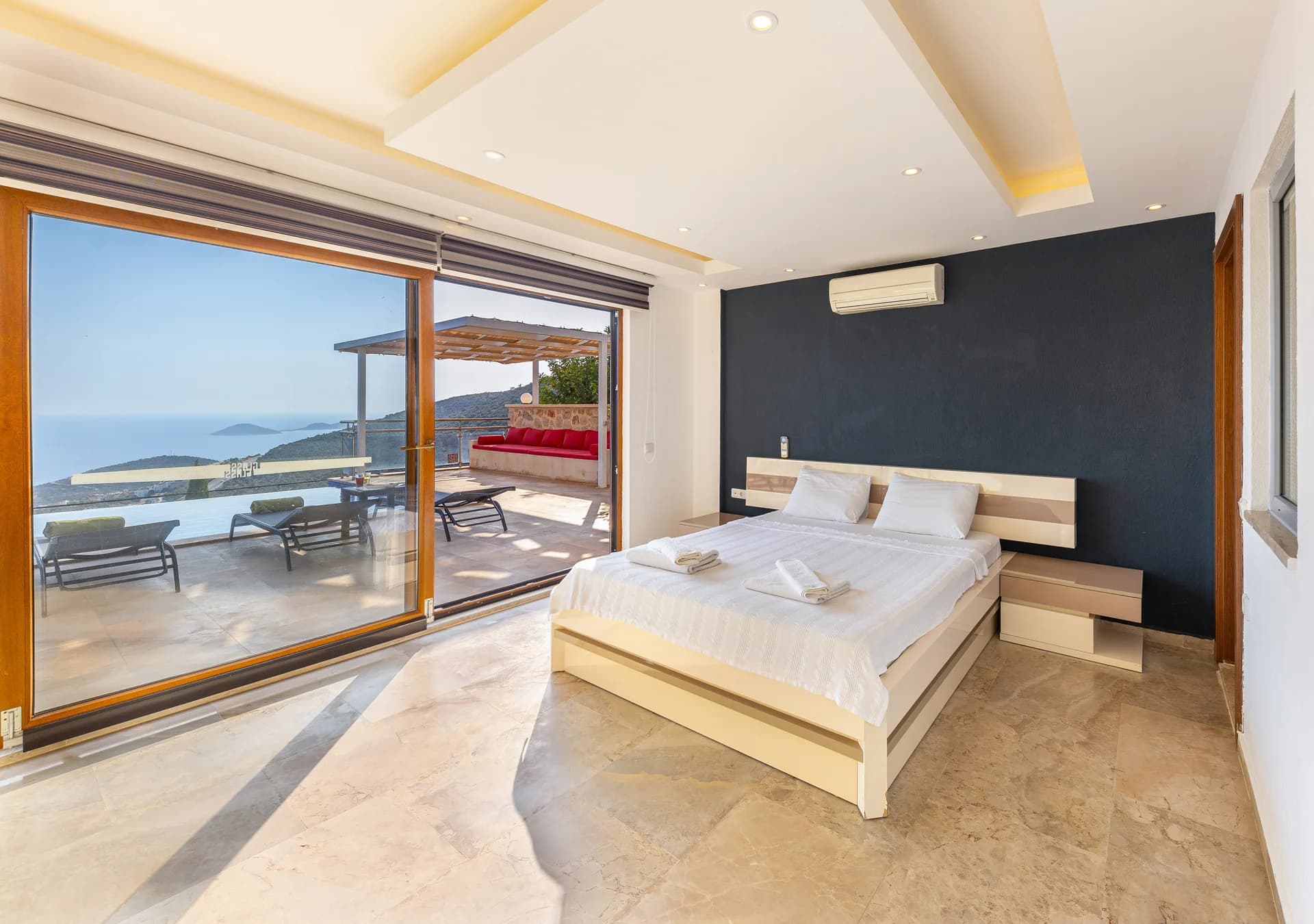 Изображение виллы 32