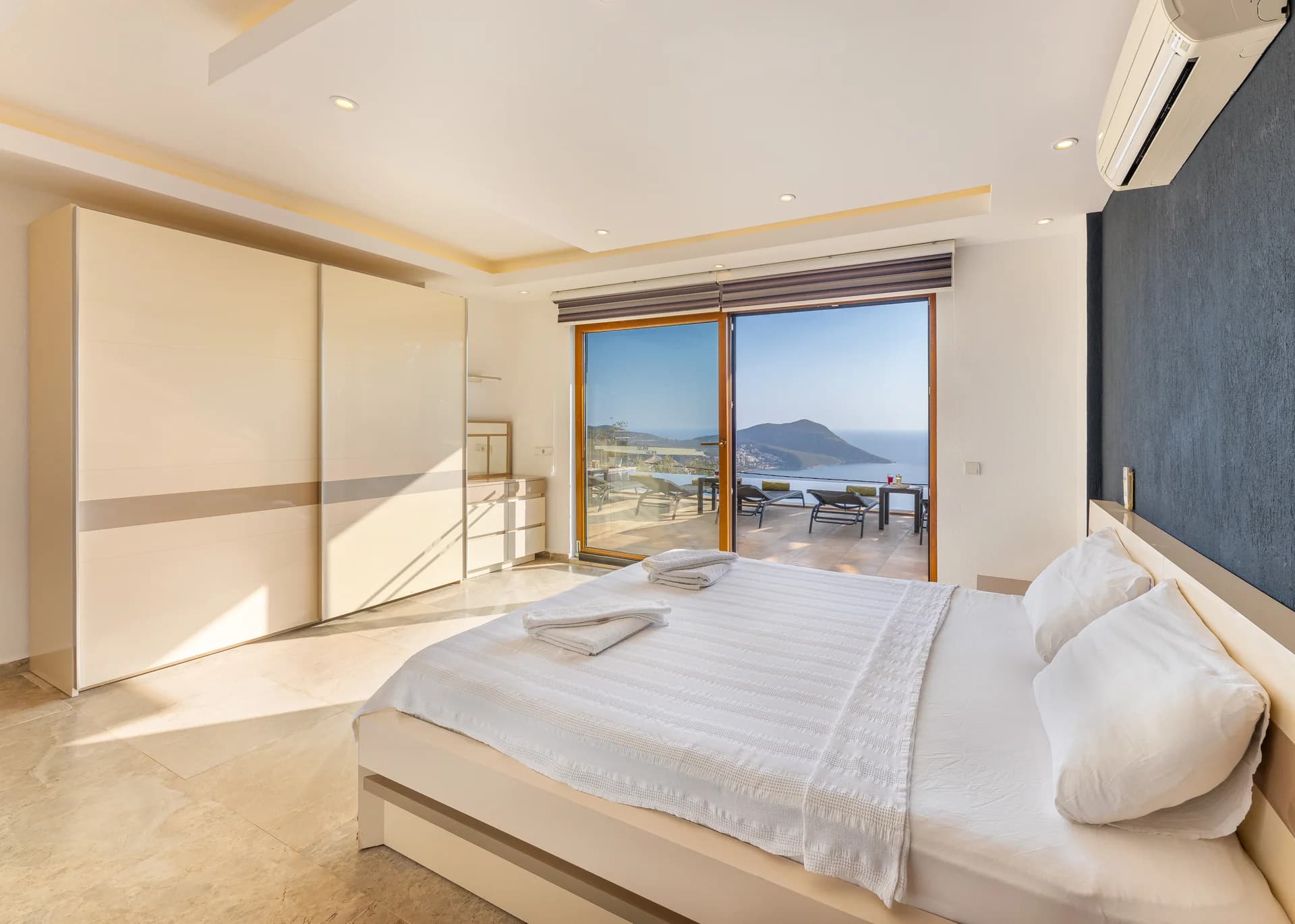 Изображение виллы 37