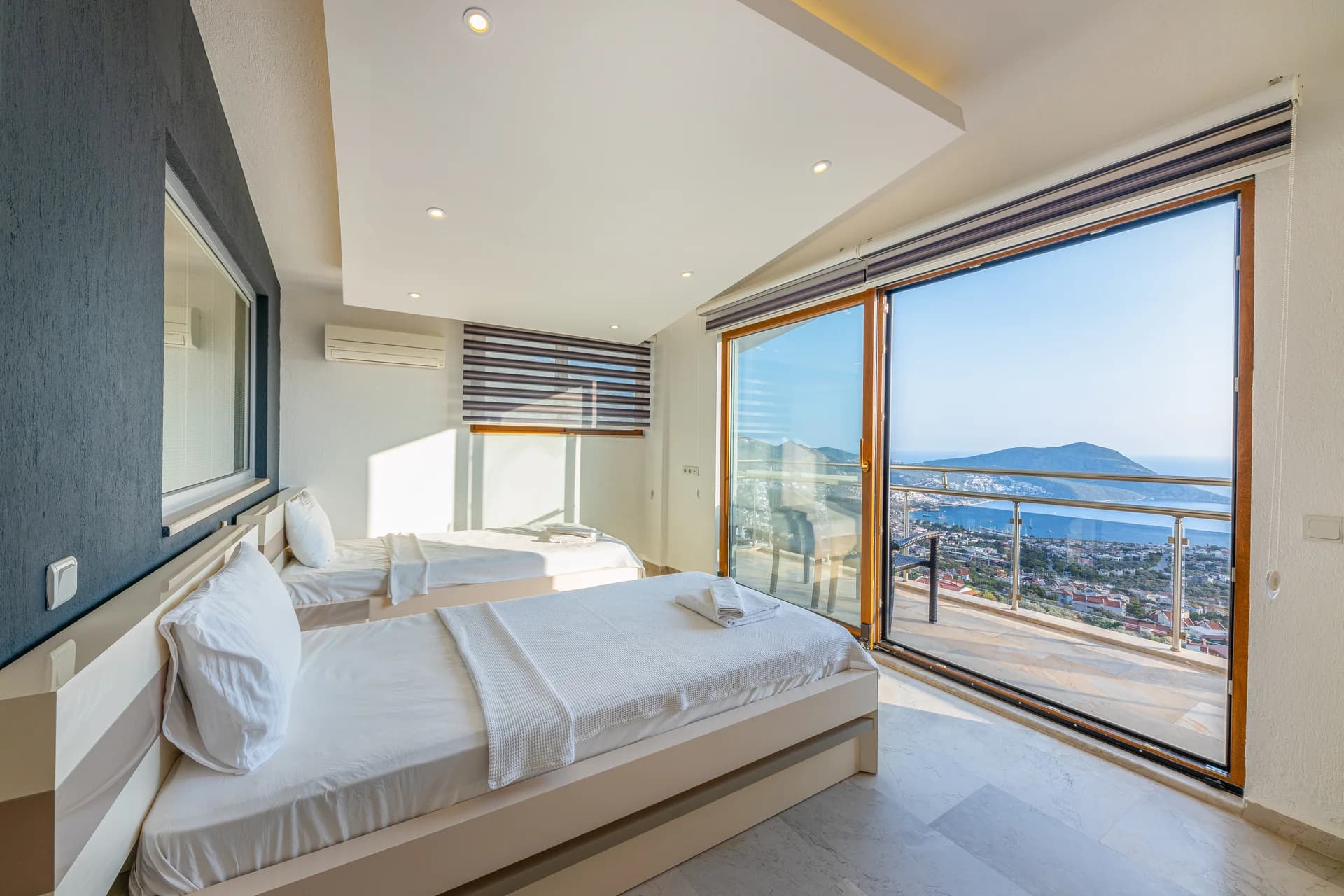 Изображение виллы 42