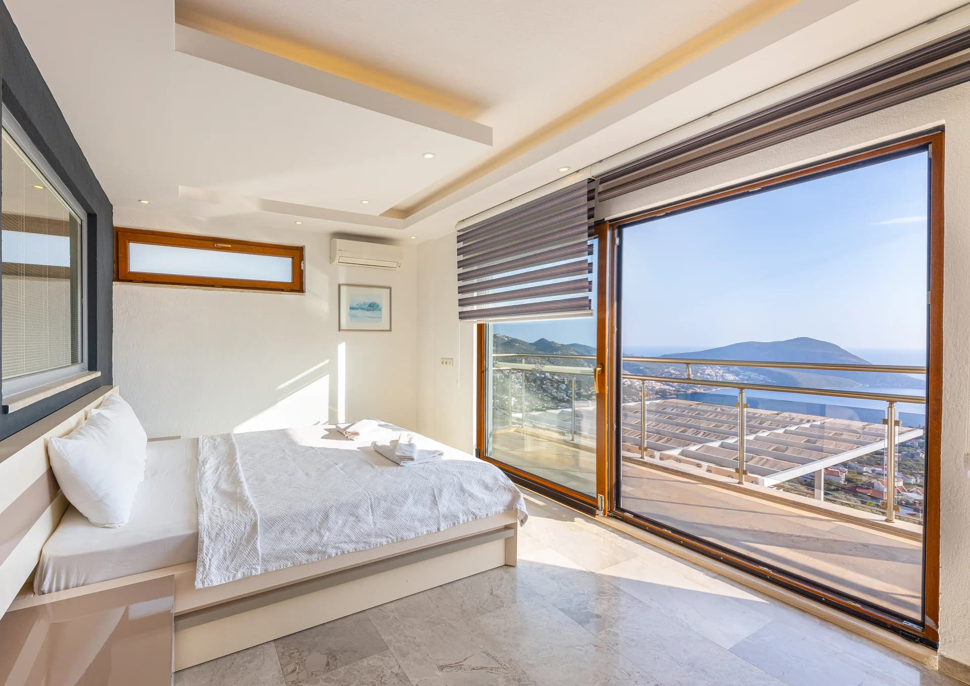 Изображение виллы 44