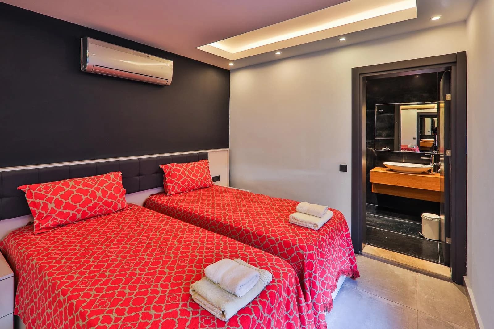 Изображение виллы 10