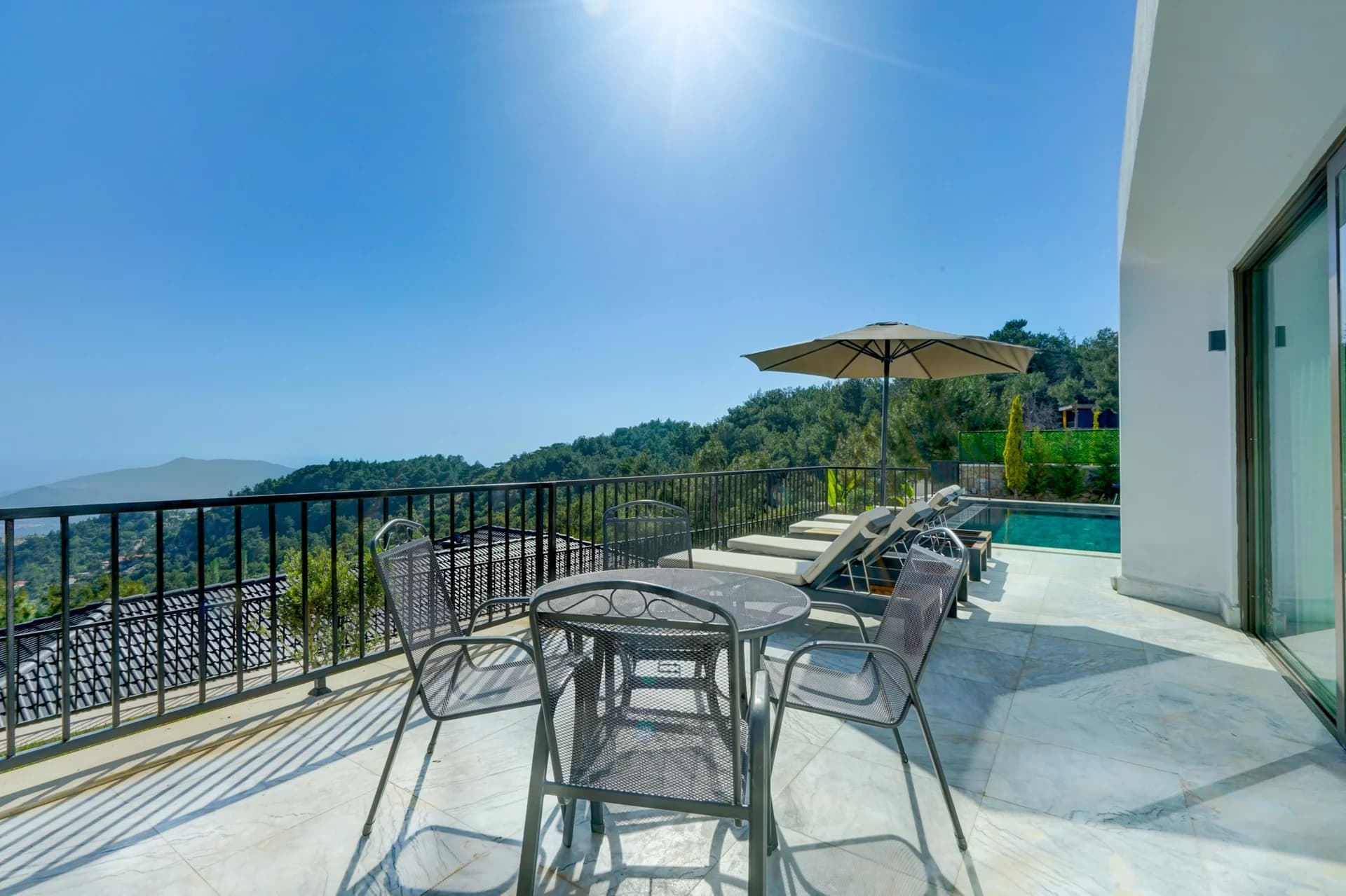 Изображение виллы 8