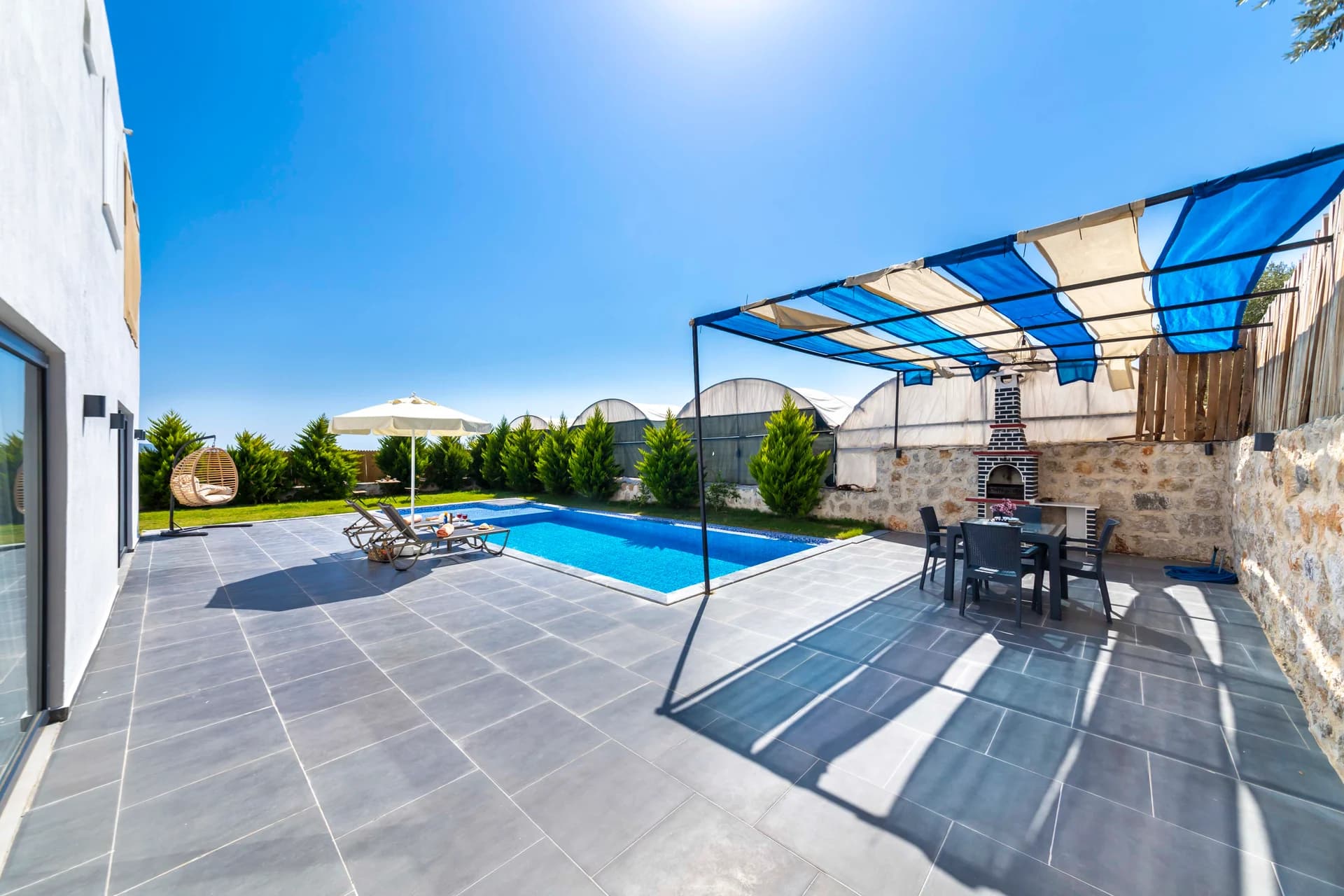 Villa image 3