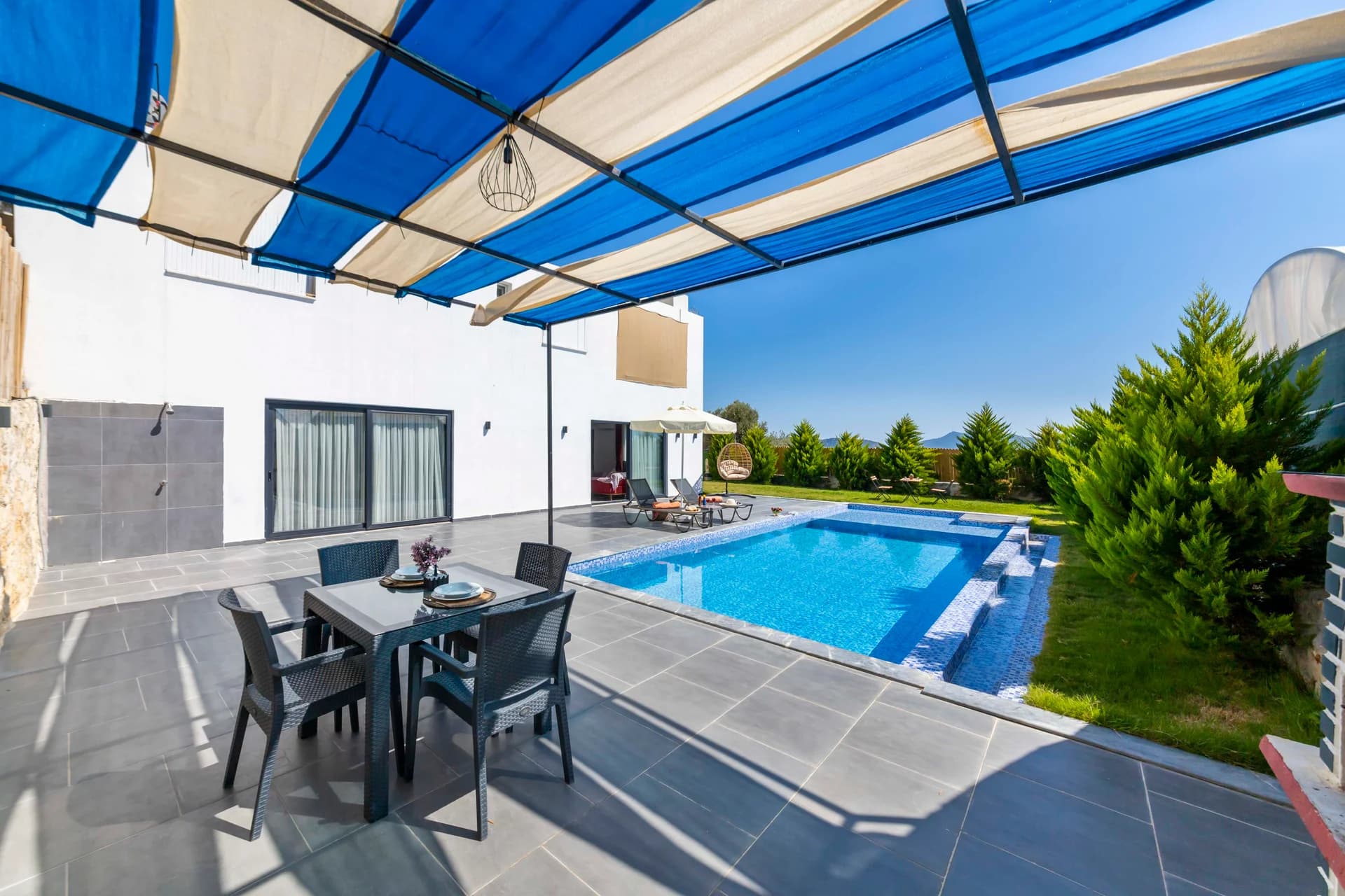 Villa image 4