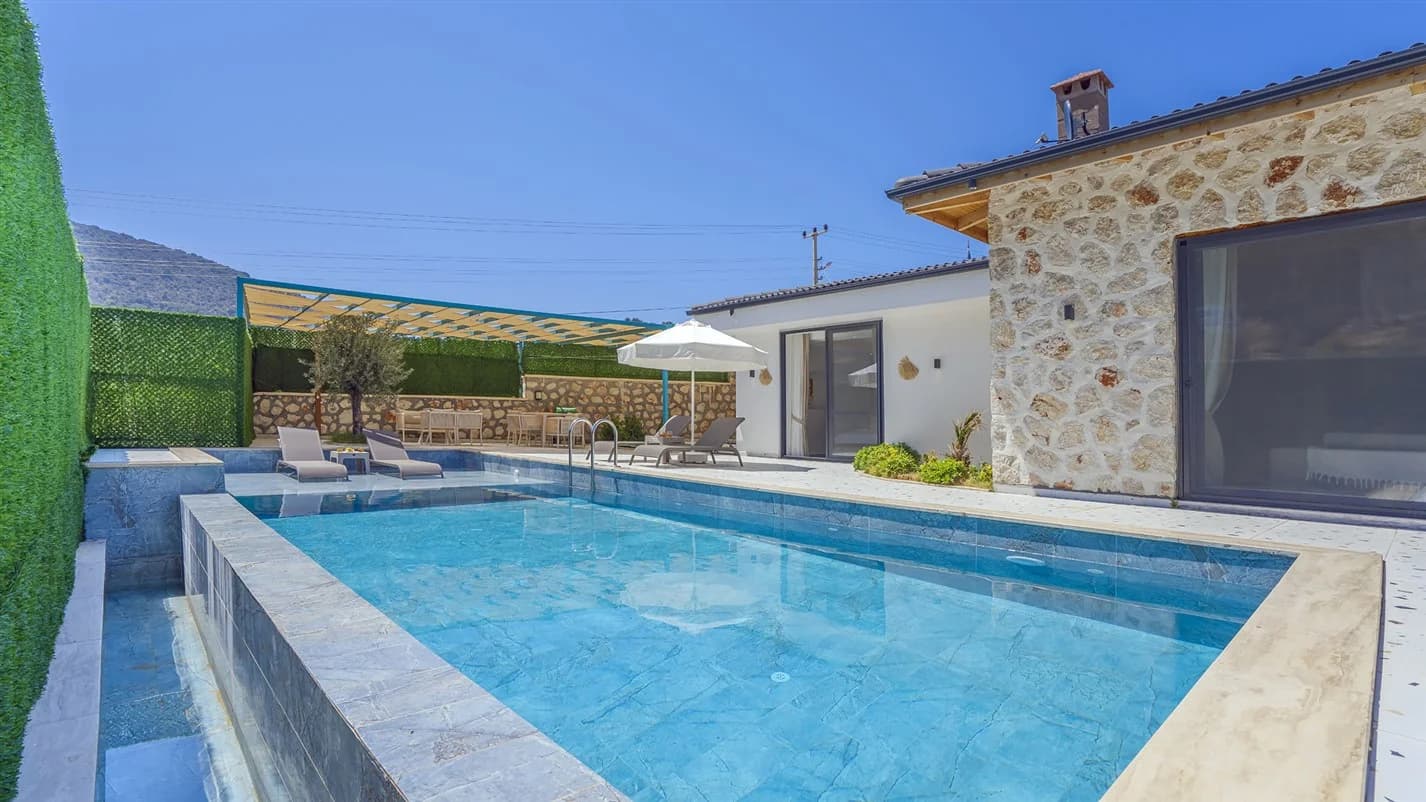 Villa image 4