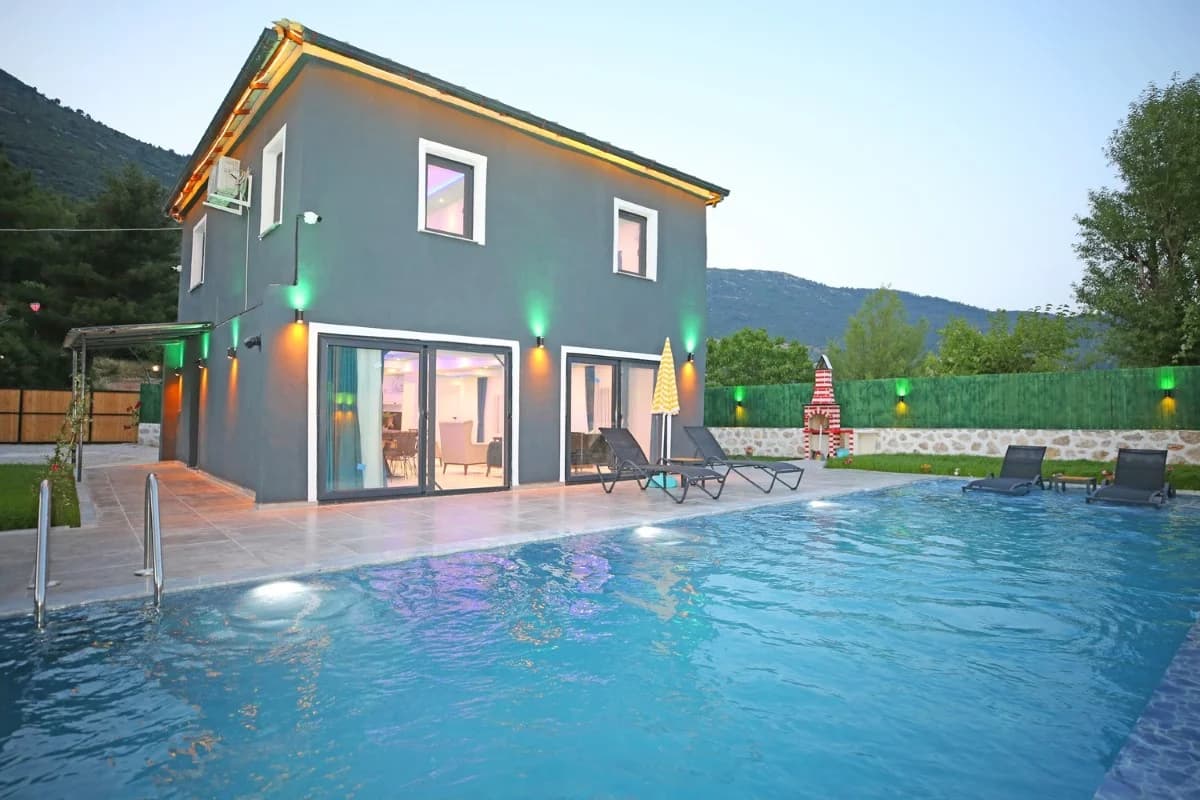 Villa image 13