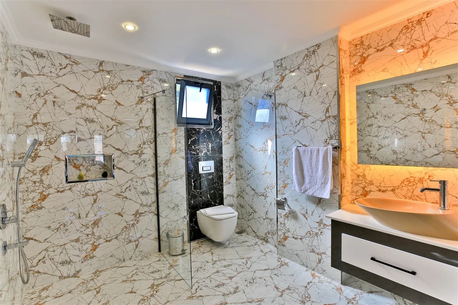 Villa-Bild 44