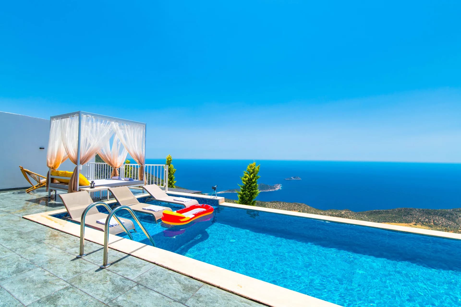 Villa image 3