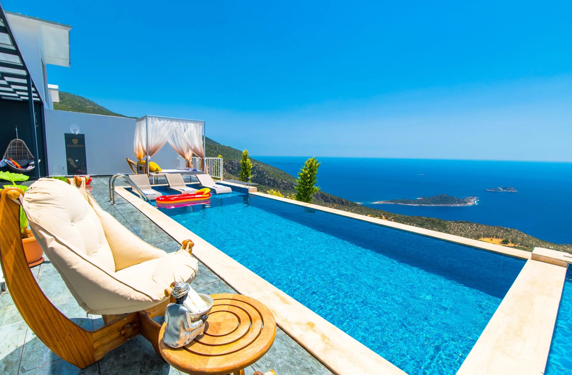 Villa image 9
