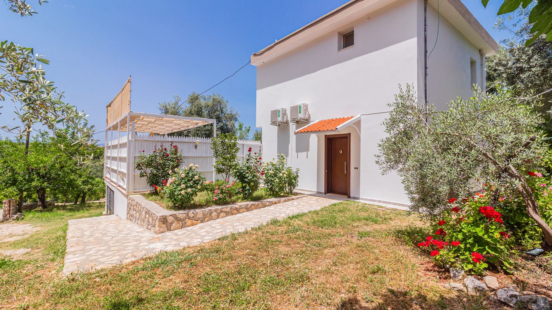 Villa image 28