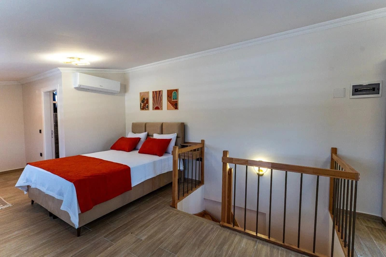 Villa image 24