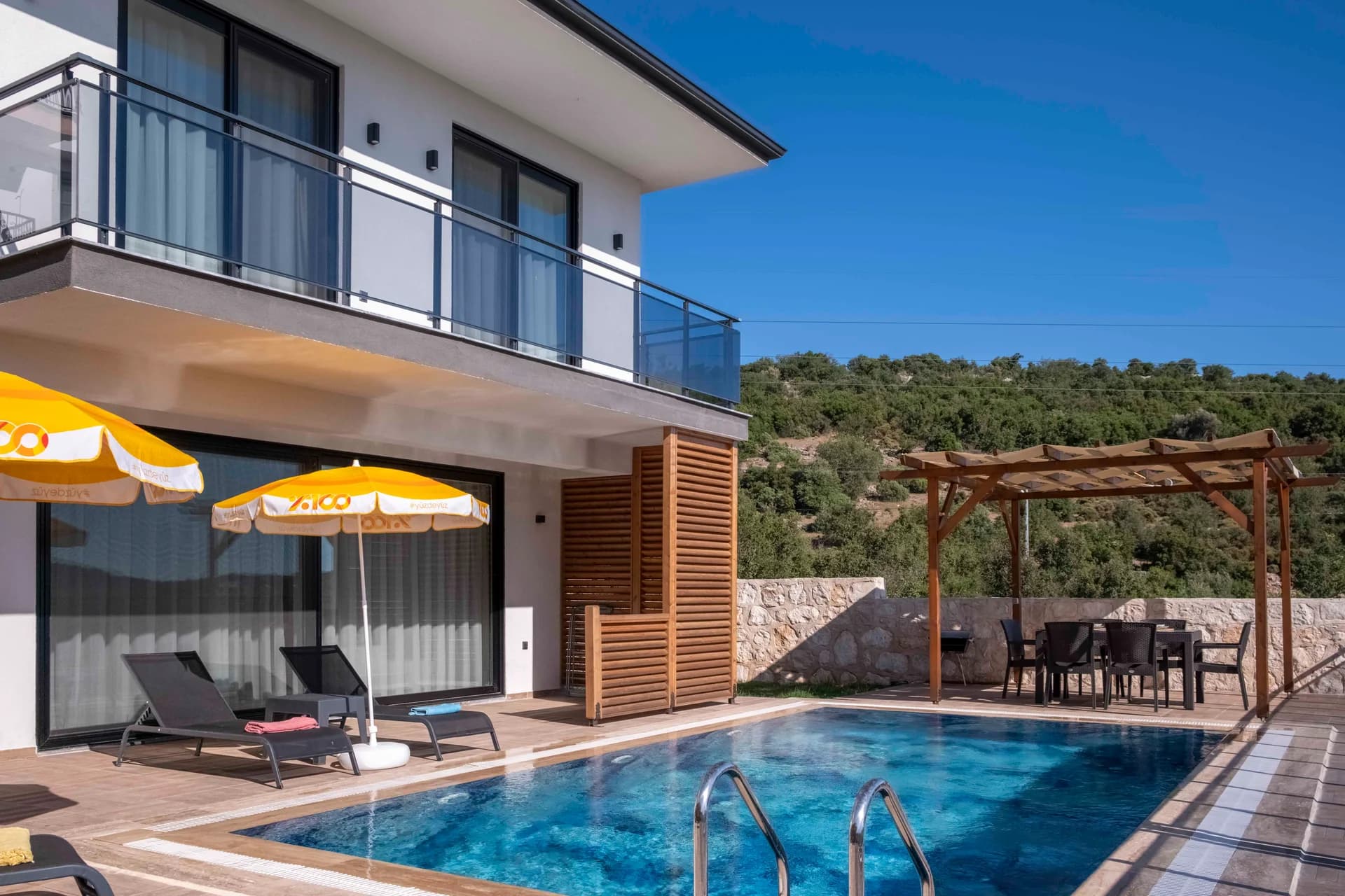 Villa image 1
