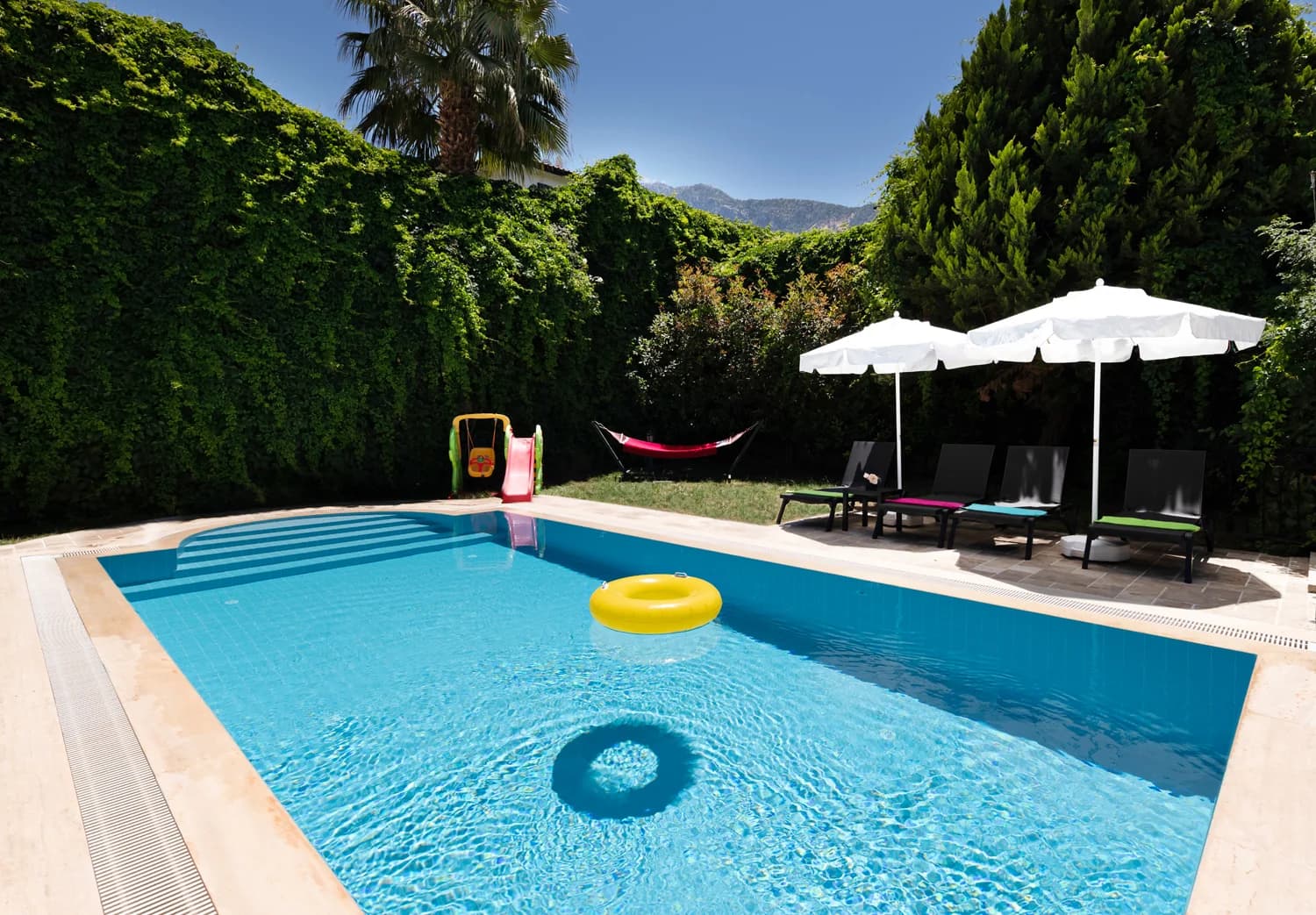 Villa Mercury 3