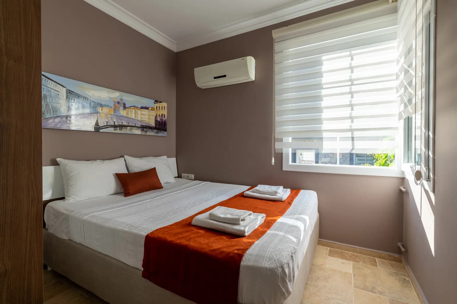 Villa Mercury 26