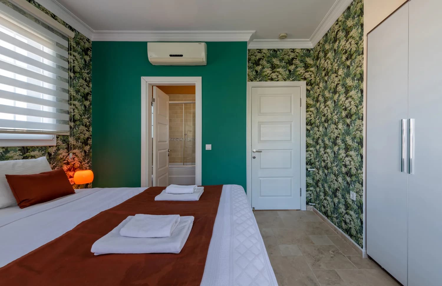 Villa Mercury 27