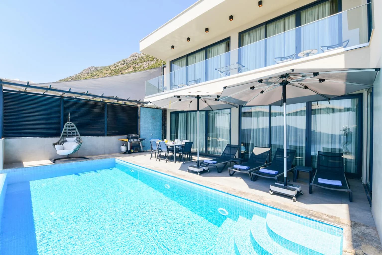 Villa Reload 1