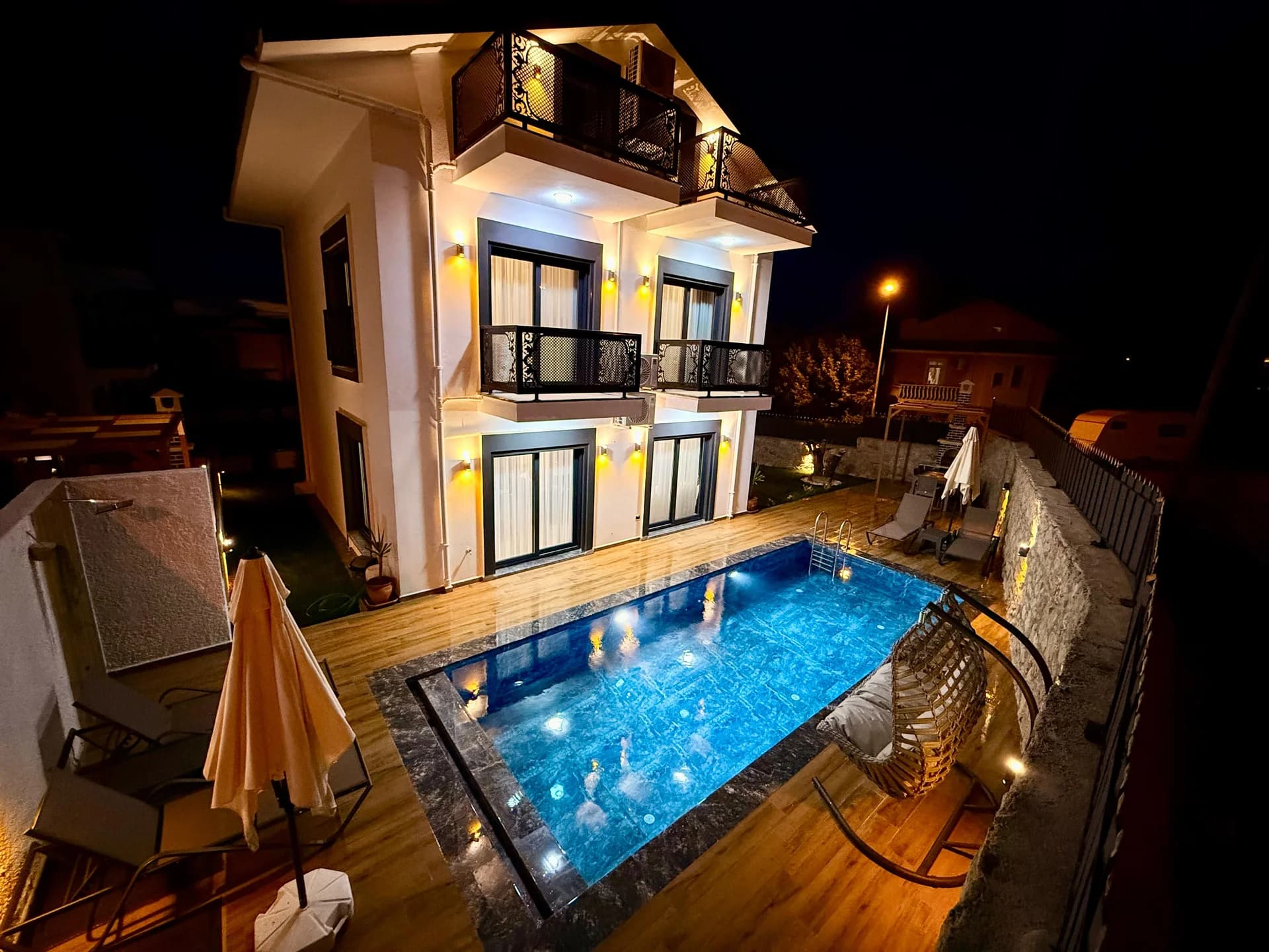 Villa Derby 2