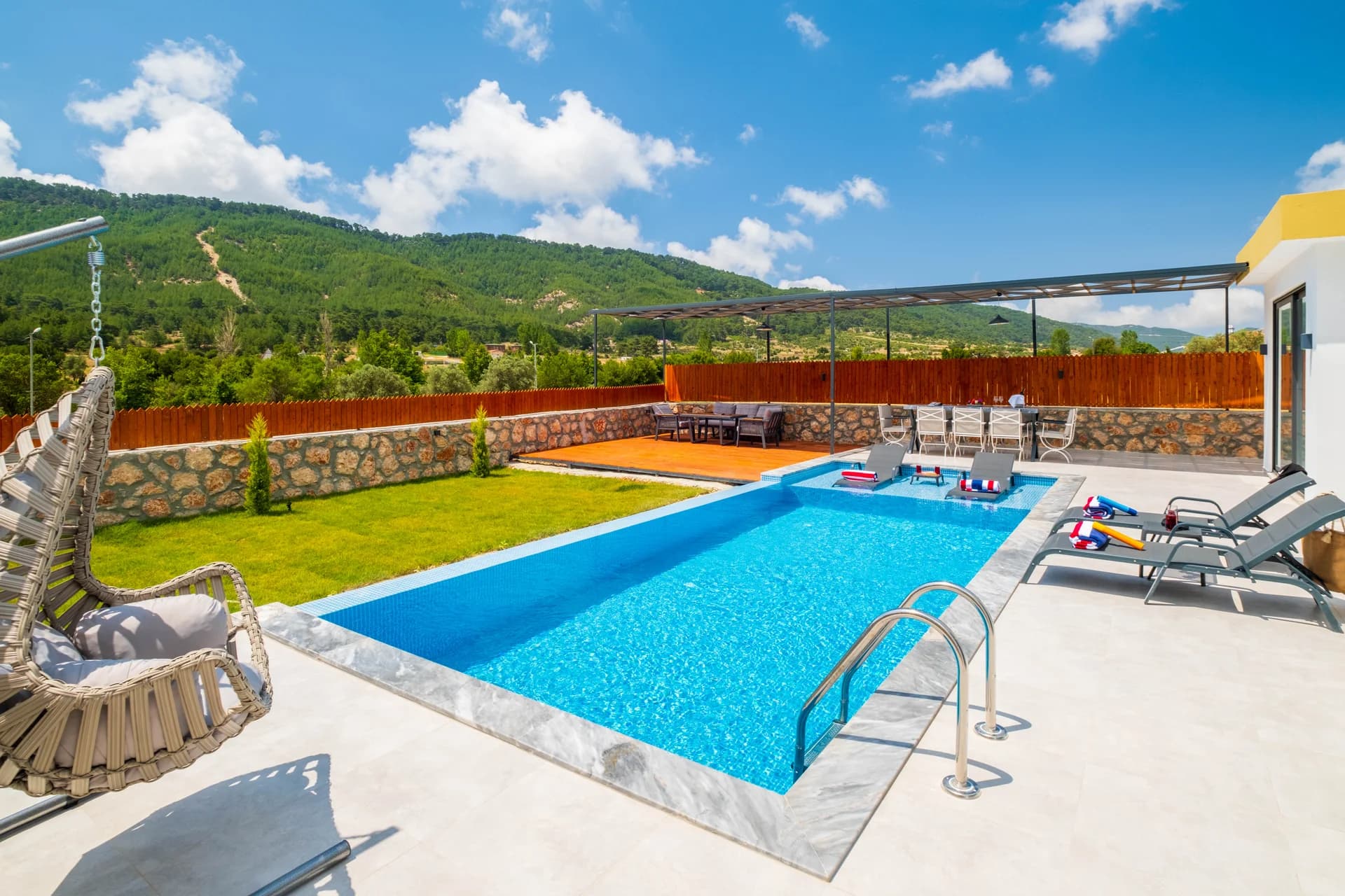 Villa Gold Star 15
