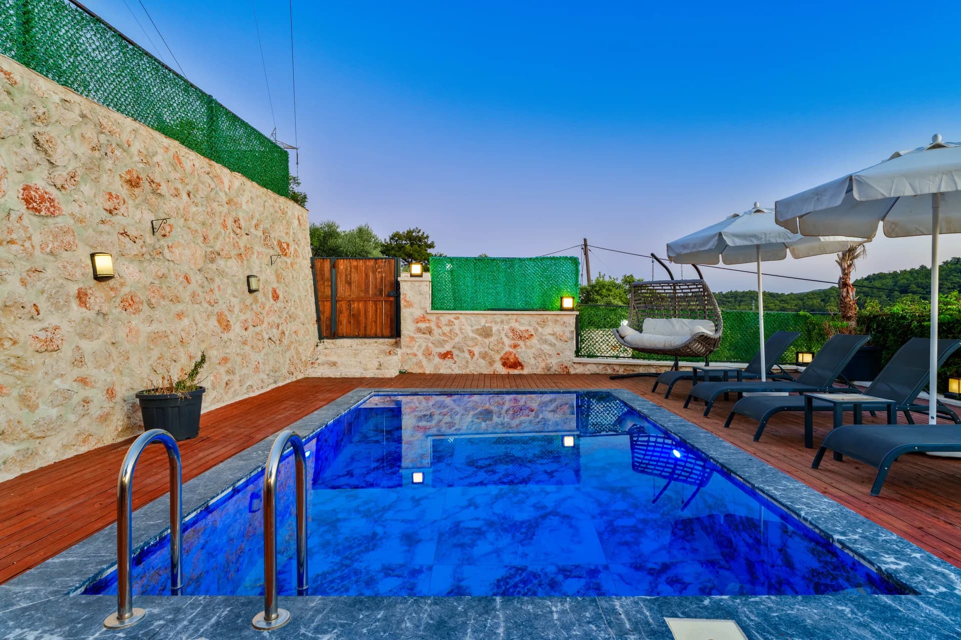 Villa Flame 3