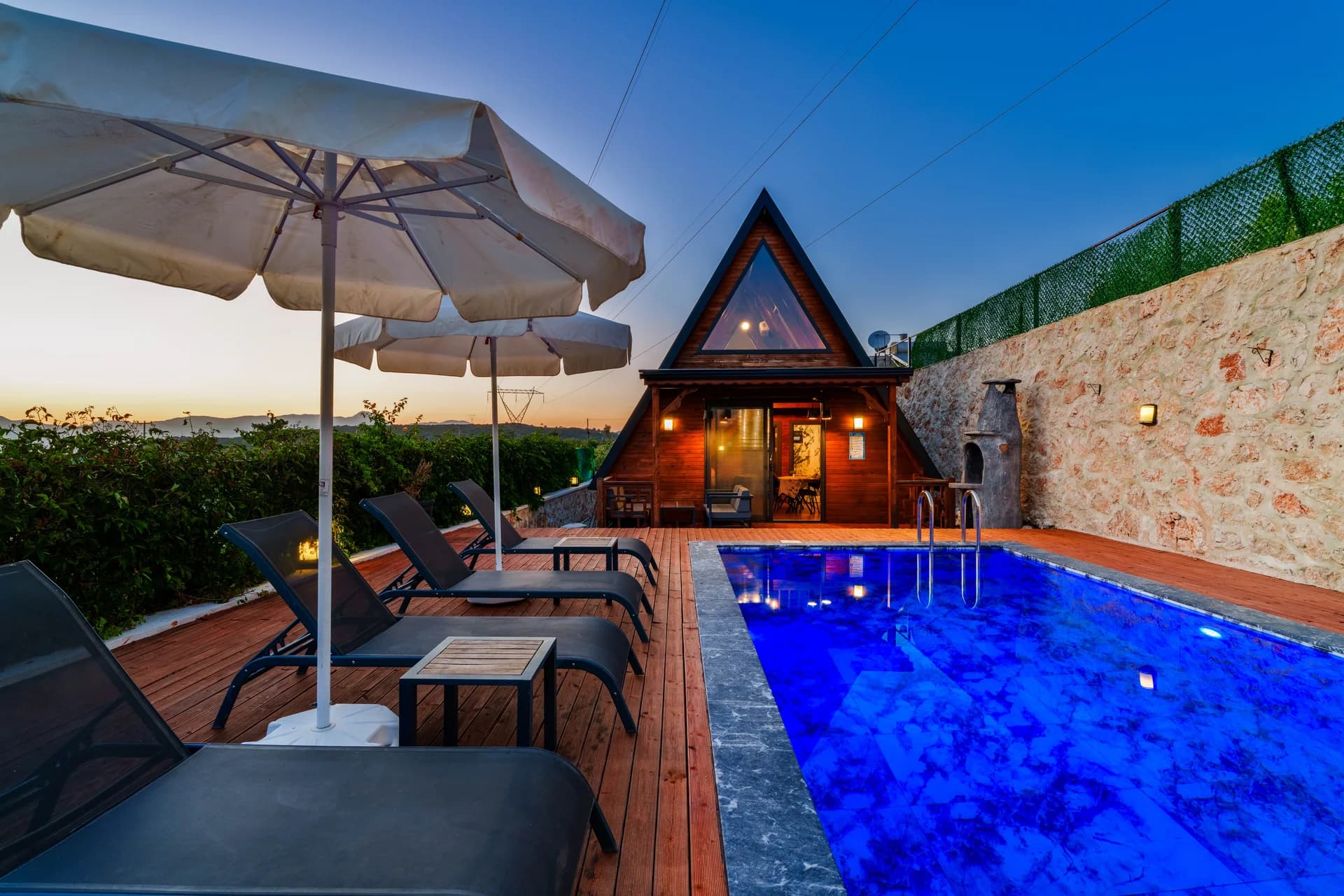 Villa Flame 9