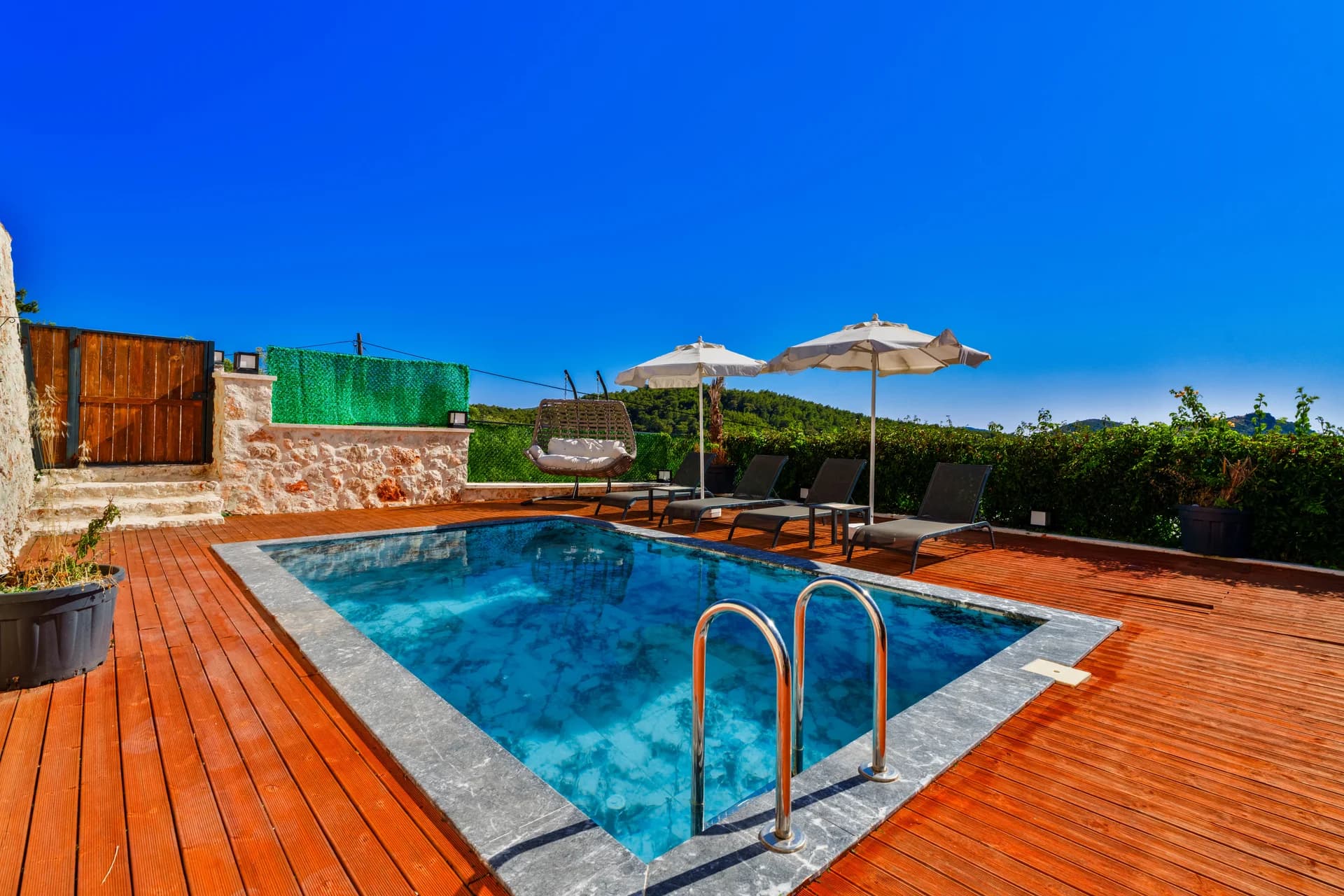 Villa Flame 12