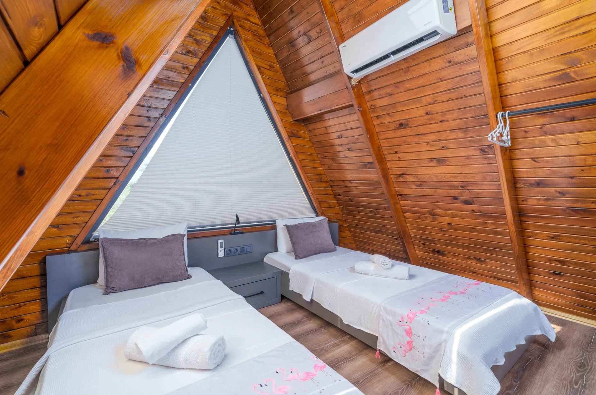 Villa Flame 28