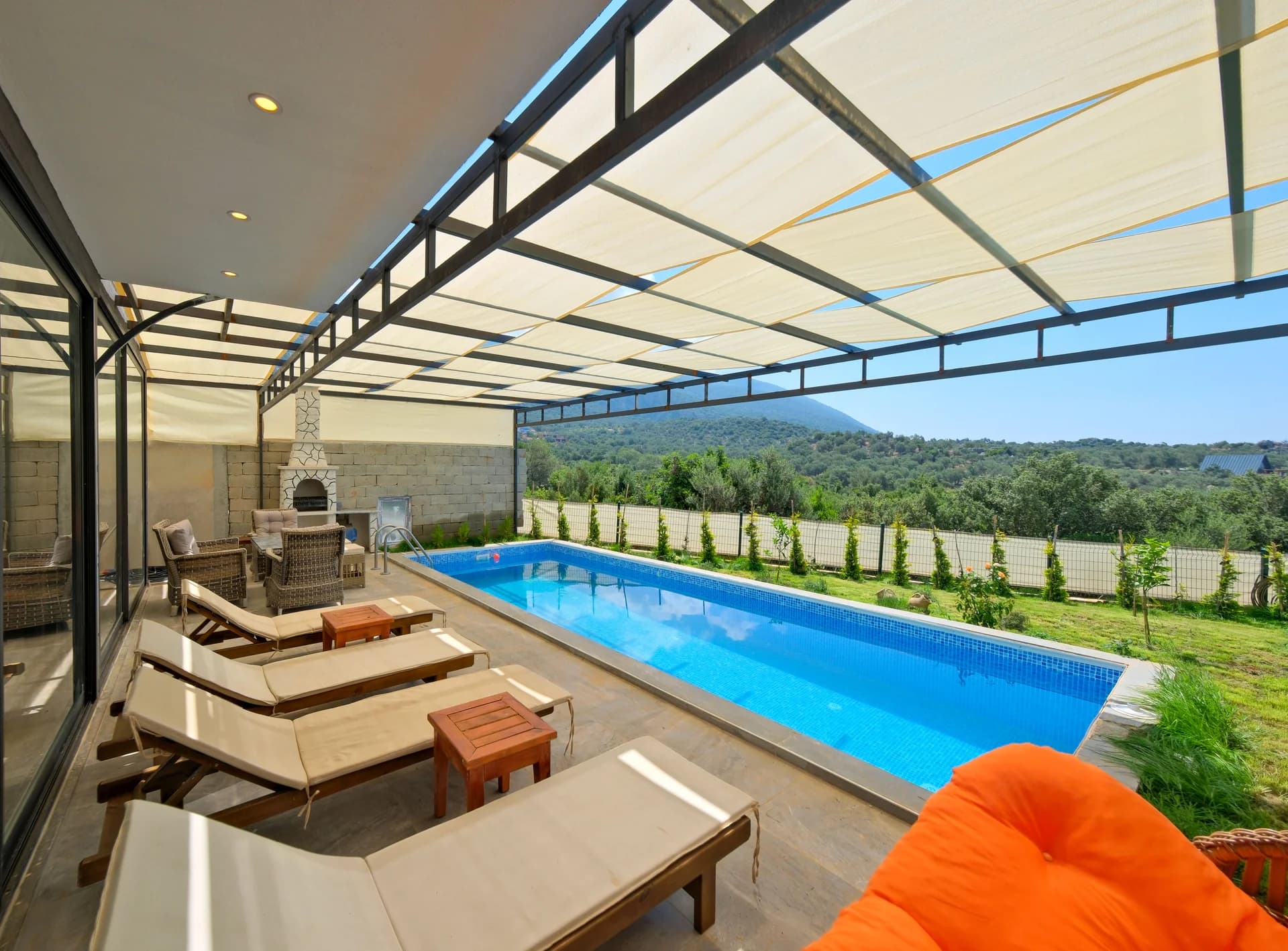 Villa Leyla 2
