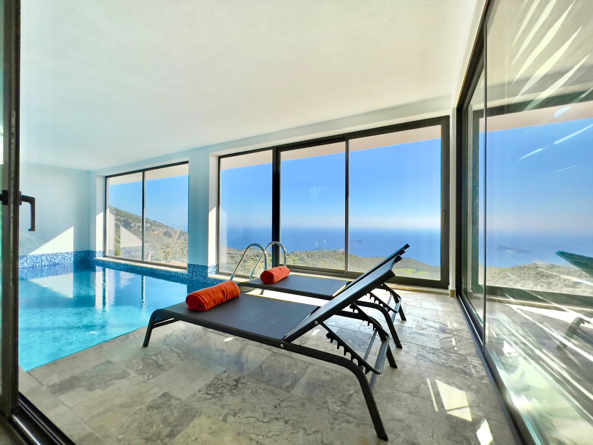 Villa Loreal 56