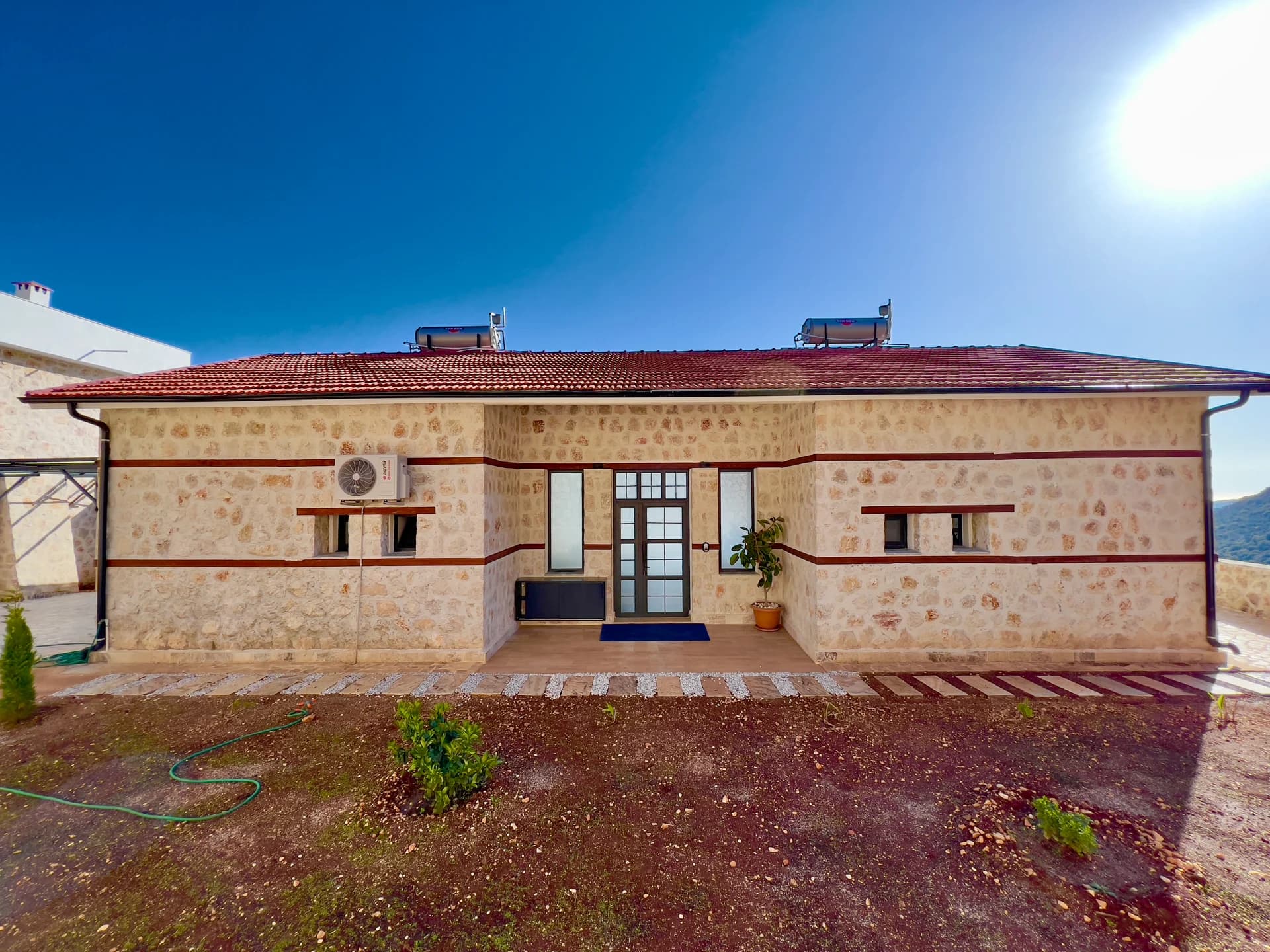 Villa Loreal 60