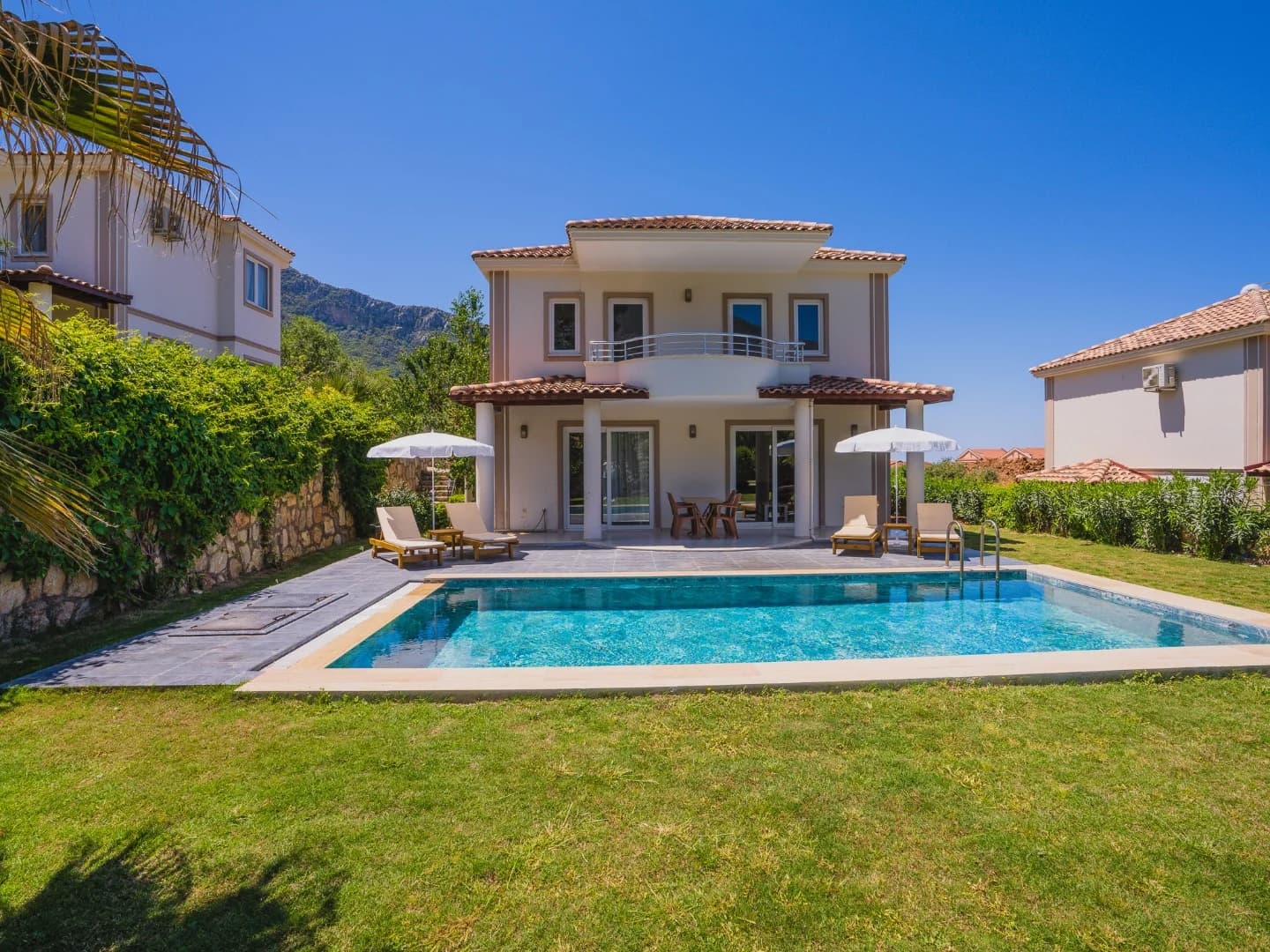 Villa Royce 11 2