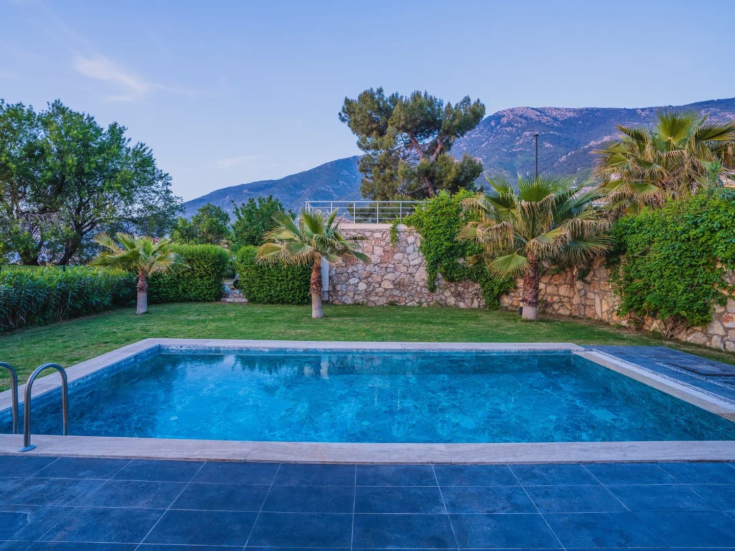 Villa Royce 11 6