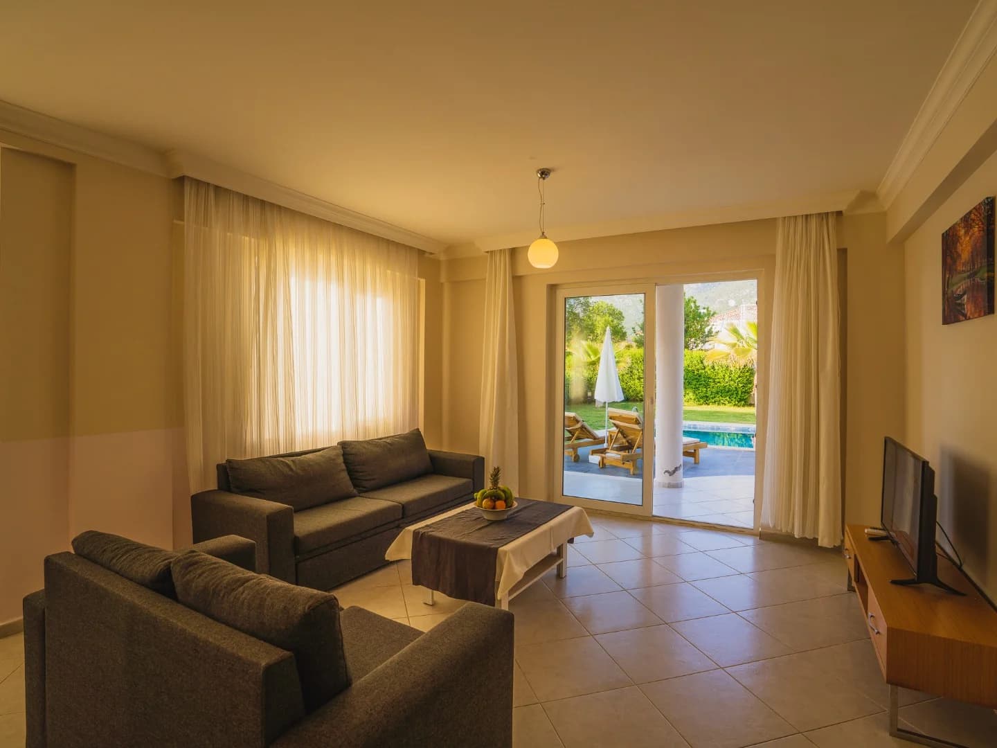 Villa Royce 11 17