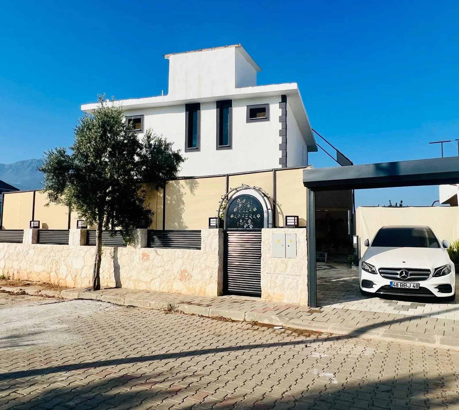 Villa Apicella 4