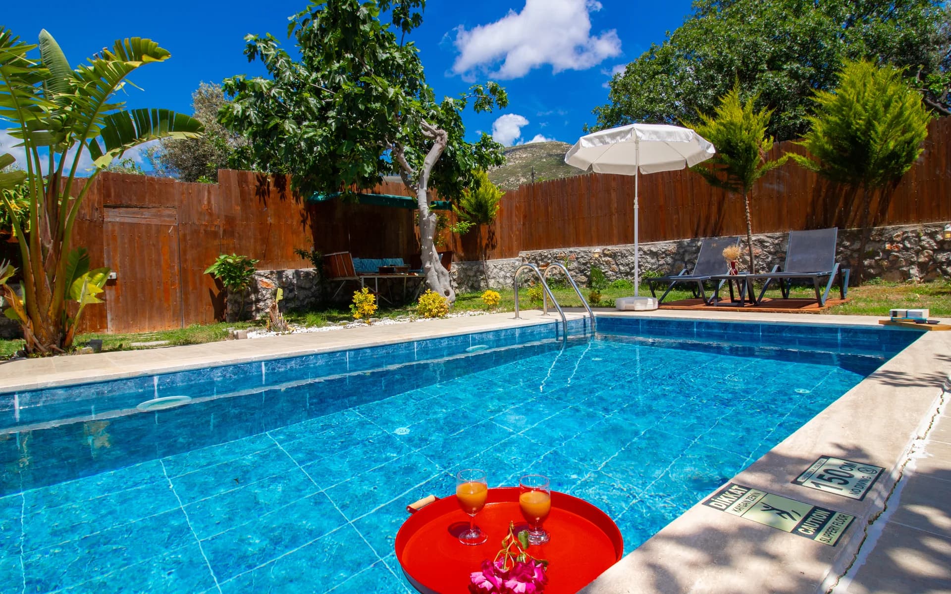 Villa In Heart 3