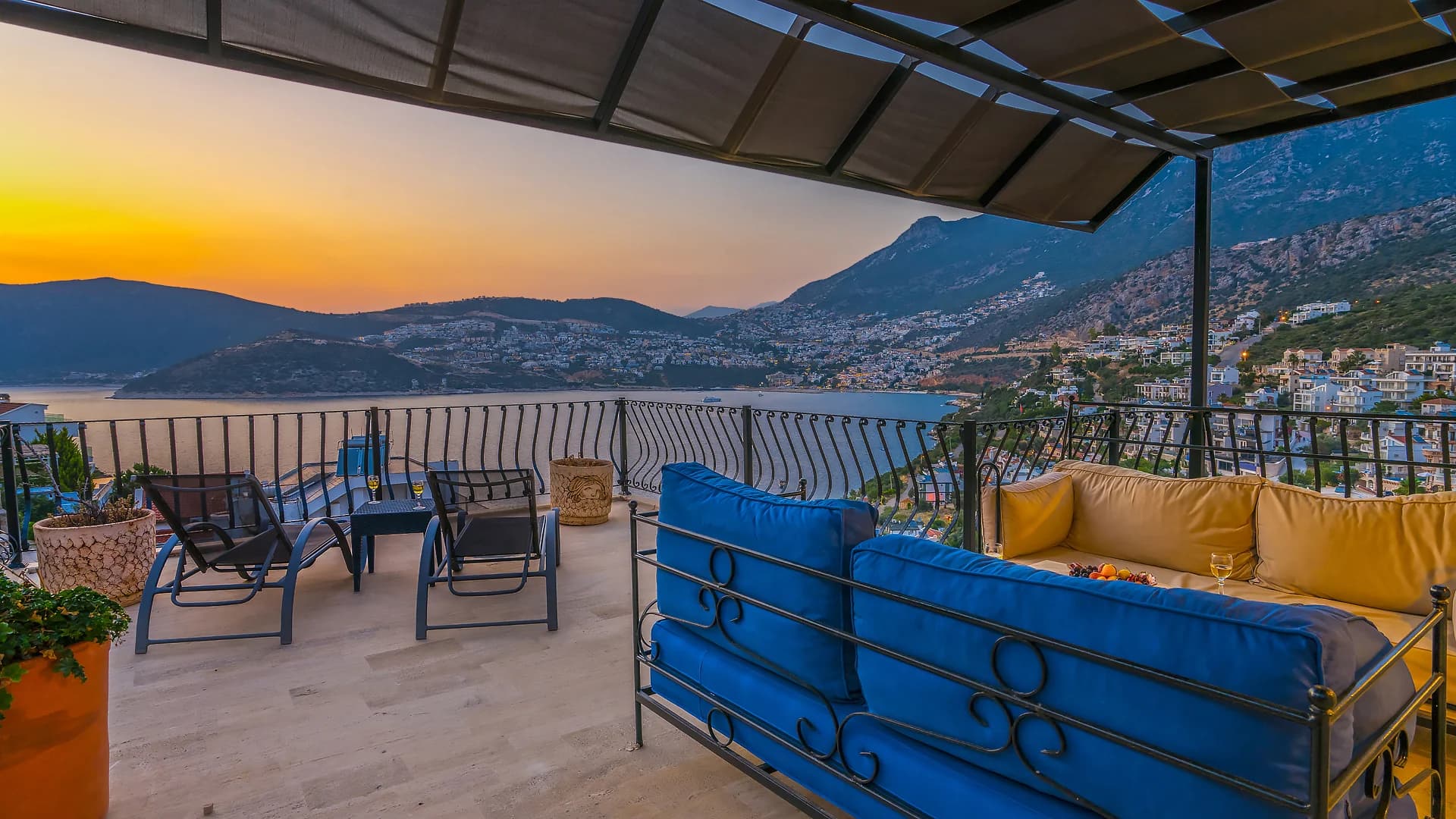 Villa Mavella 18