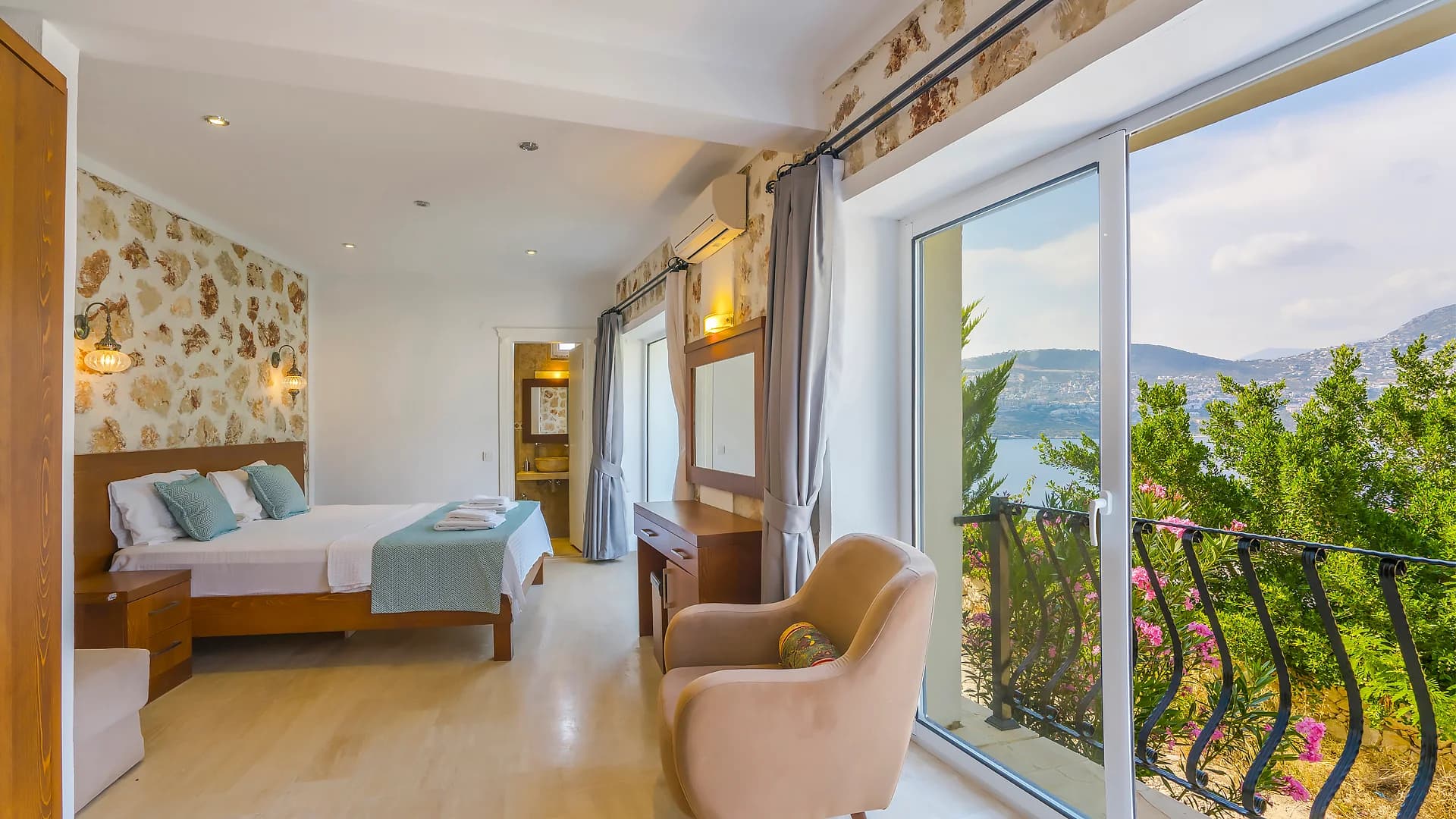 Villa Mavella 43